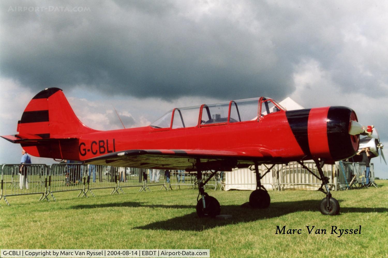 G-CBLI, 1986 Bacau Yak-52 C/N 867110, Oldtimer Fly-in Schaffen 2004.