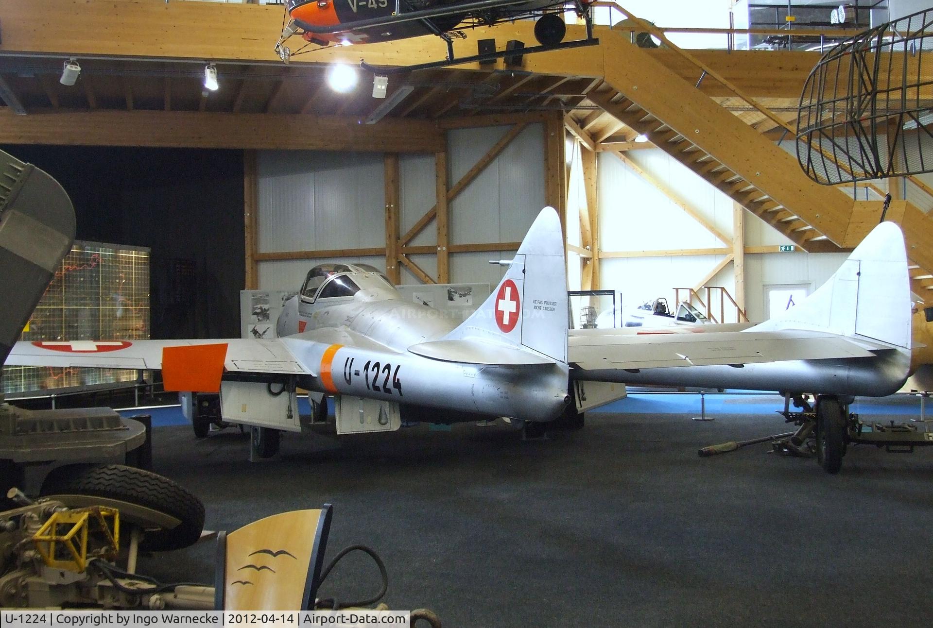 U-1224, De Havilland (F+W Emmen) Vampire T55 (DH-115) C/N 984, De Havilland (F+W Emmen) D.H.115 Vampire T55 at the Flieger-Flab-Museum, Dübendorf