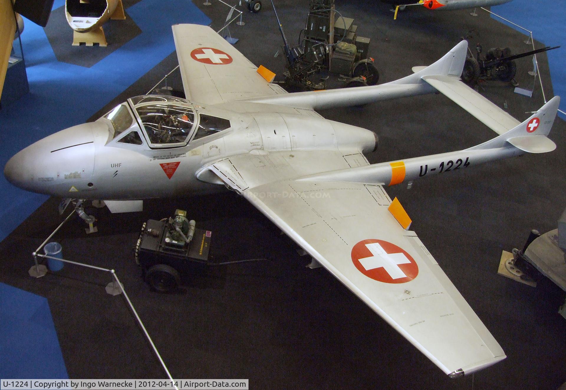 U-1224, De Havilland (F+W Emmen) Vampire T55 (DH-115) C/N 984, De Havilland (F+W Emmen) D.H.115 Vampire T55 at the Flieger-Flab-Museum, Dübendorf
