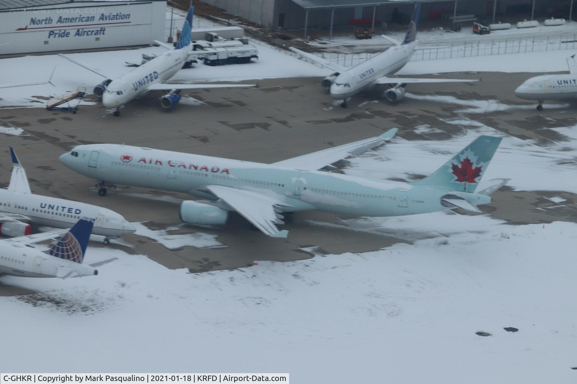 C-GHKR, 2001 Airbus A330-343 C/N 0400, Airbus A330-343