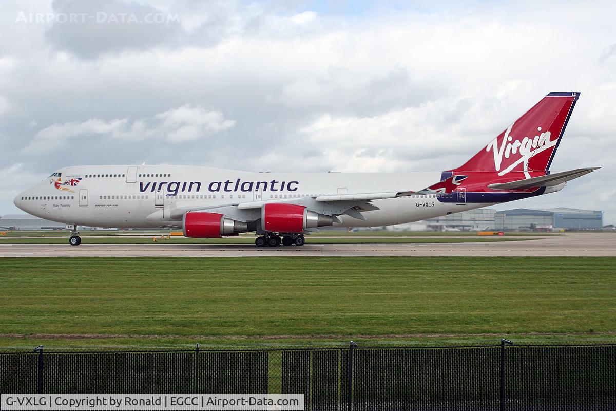 G-VXLG, 1998 Boeing 747-41R C/N 29406, at man