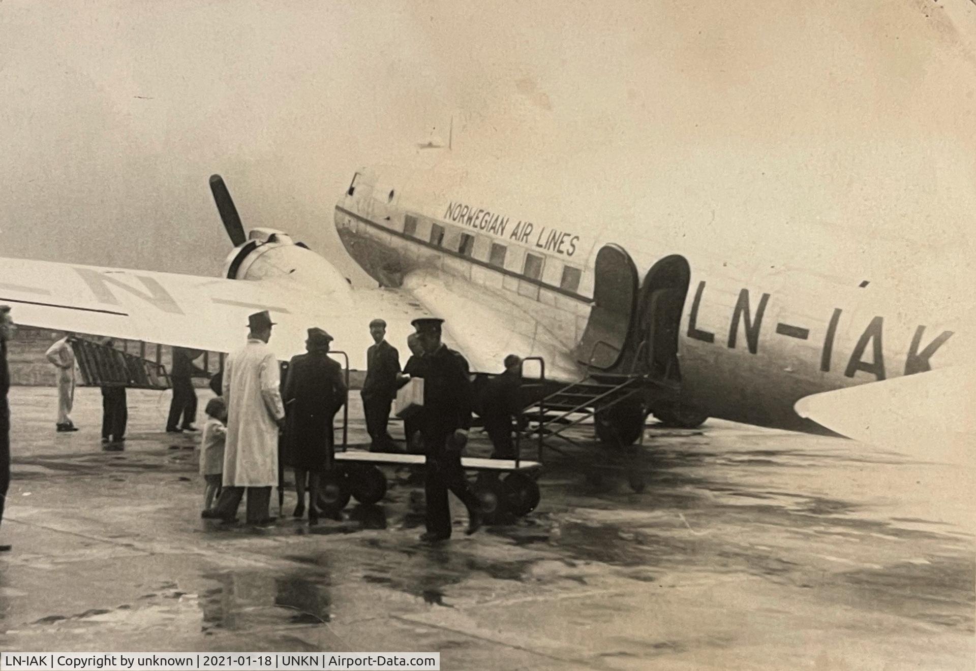 LN-IAK, 1942 Douglas DC-3A (C-53D) C/N 7353, Norway