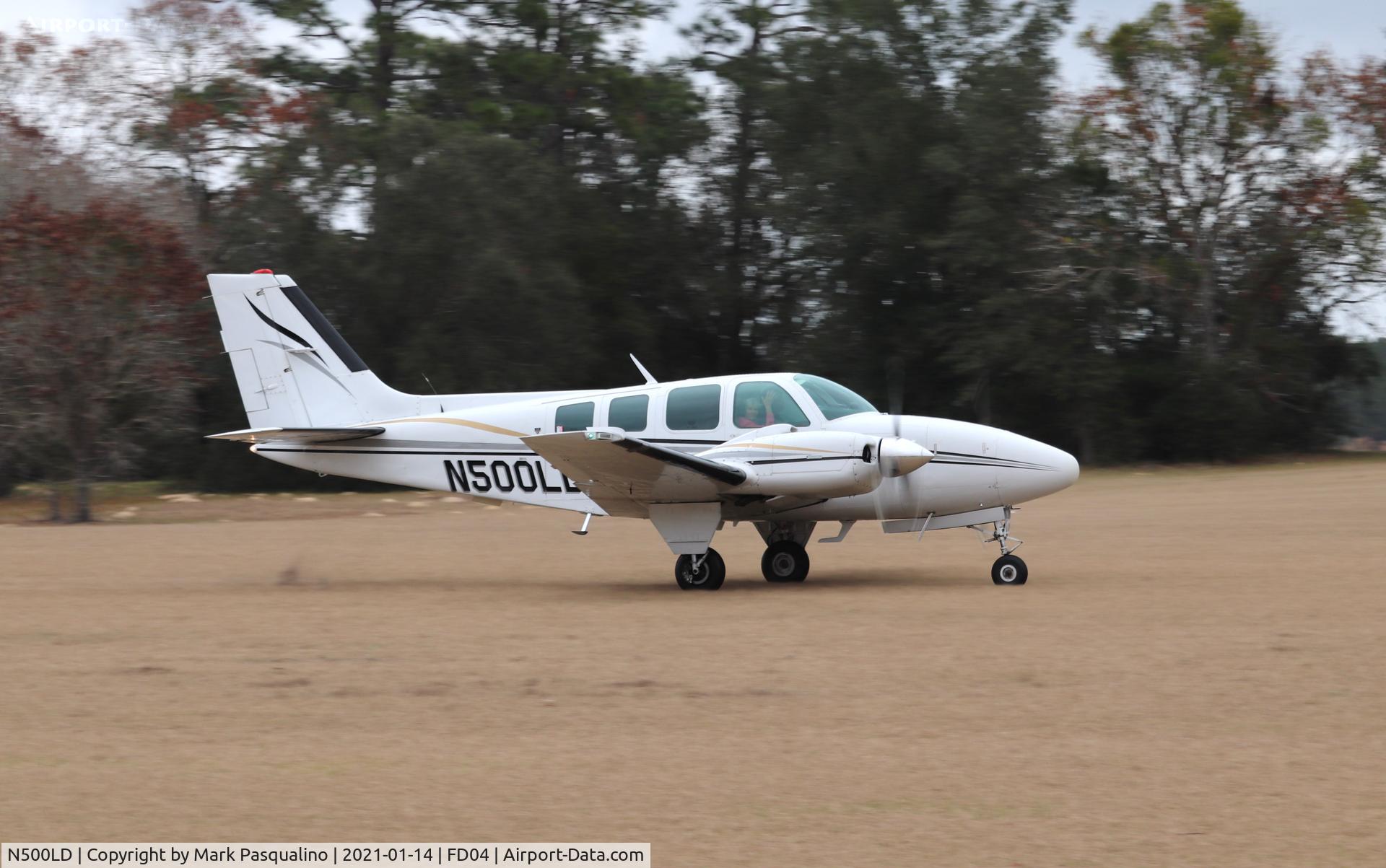 N500LD, 1979 Beech 58 Baron C/N TH-1008, Beech 58