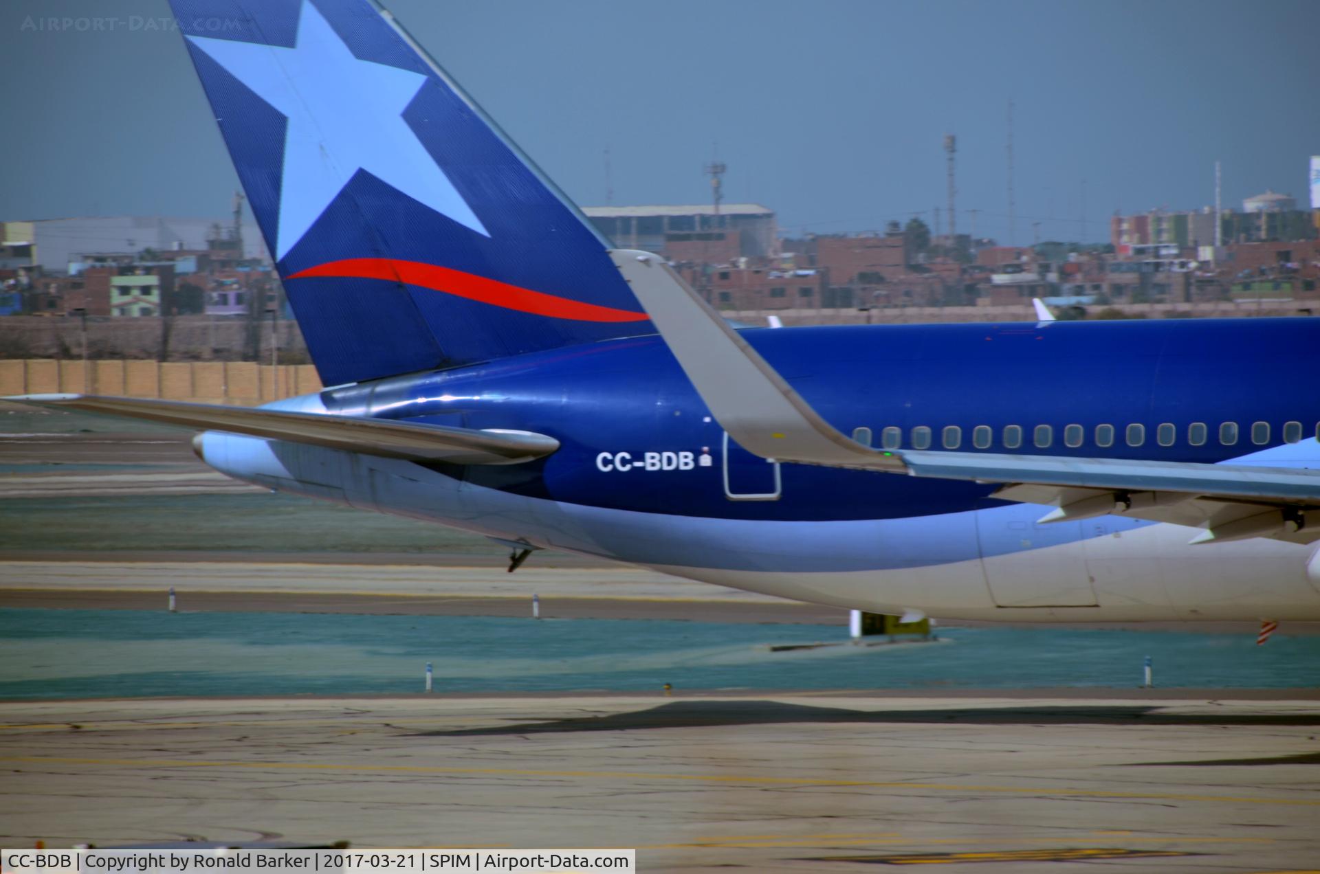 CC-BDB, 2011 Boeing 767-316/ER C/N 40590, Taxi Lima