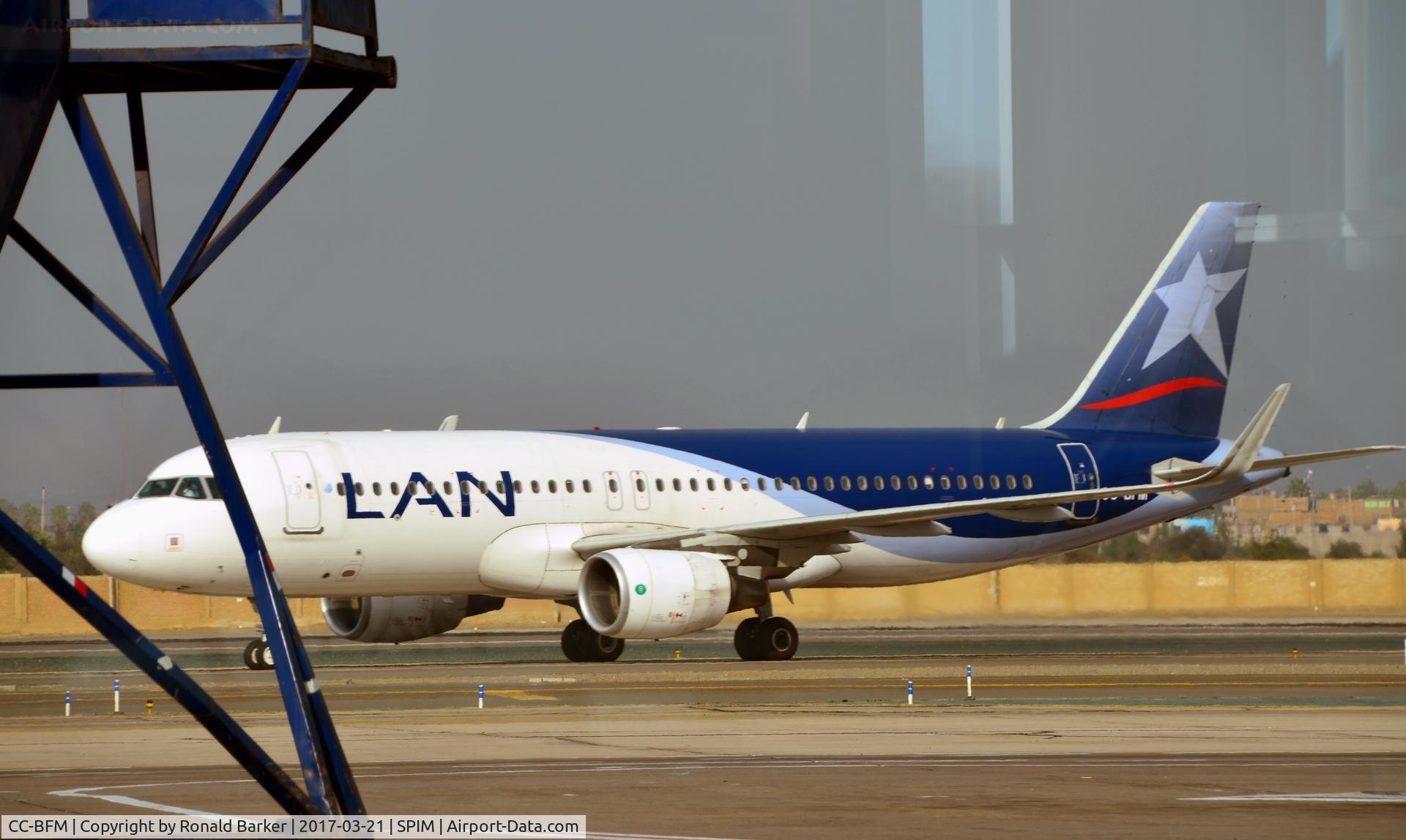 CC-BFM, 2013 Airbus A320-214 C/N 5586, Taxi for takeoff Lima