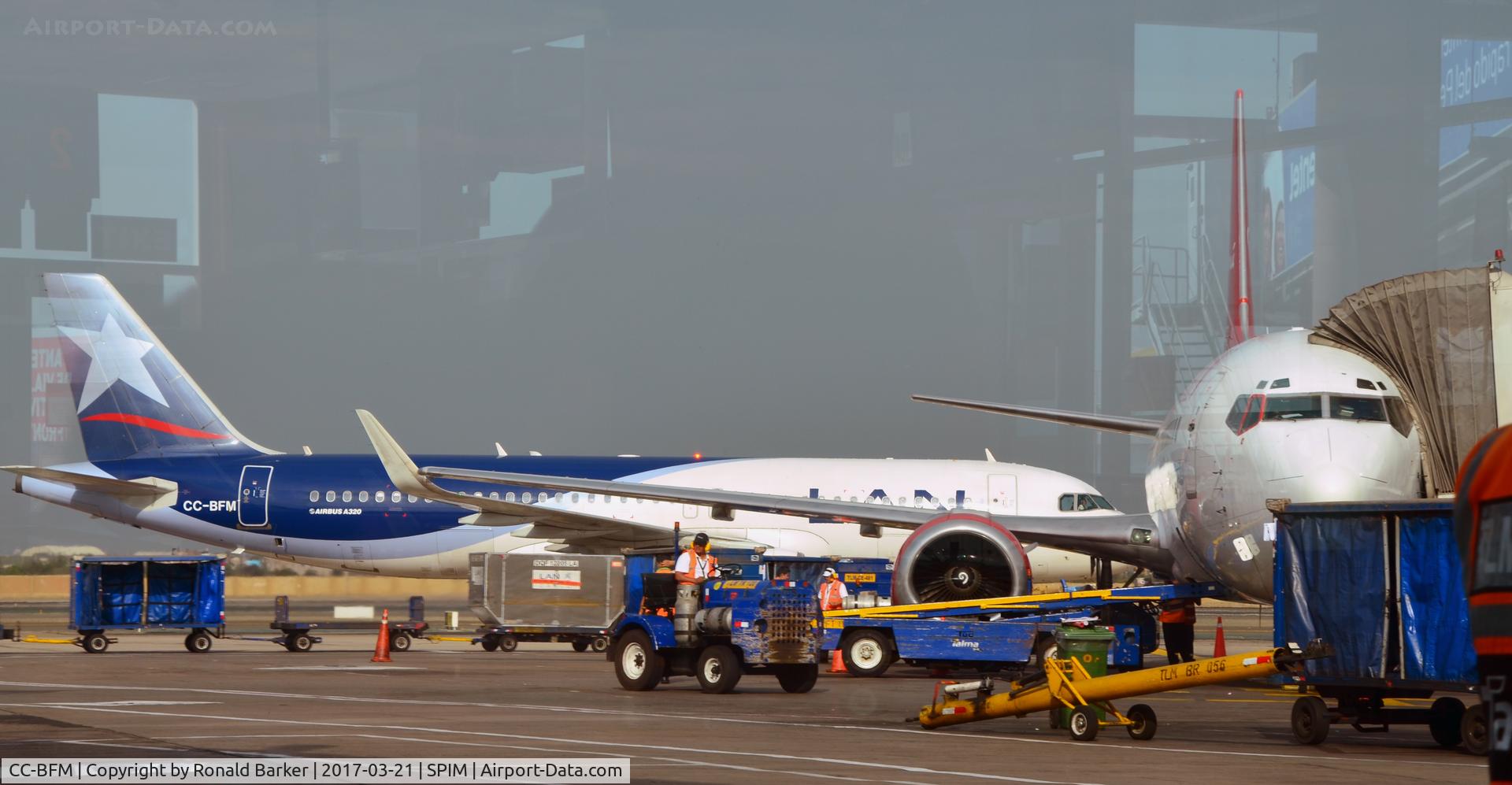 CC-BFM, 2013 Airbus A320-214 C/N 5586, Taxi Lima