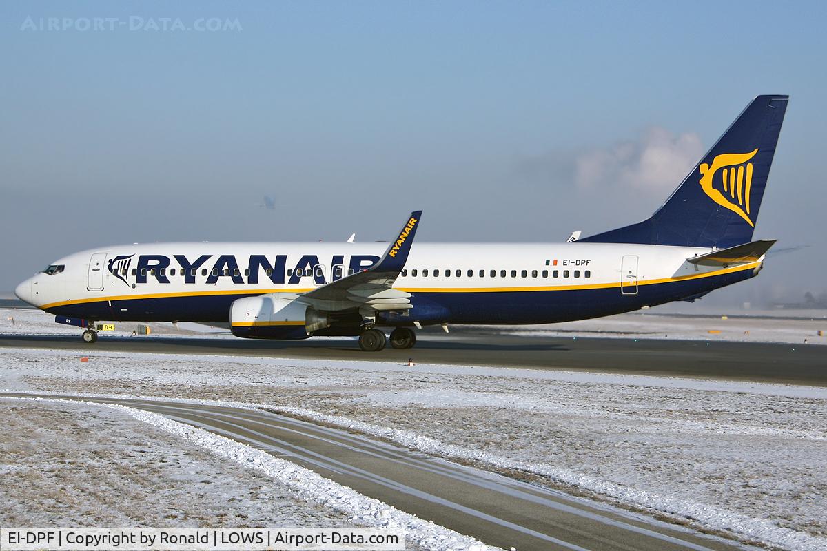 EI-DPF, 2007 Boeing 737-8AS C/N 33606, at salzburg