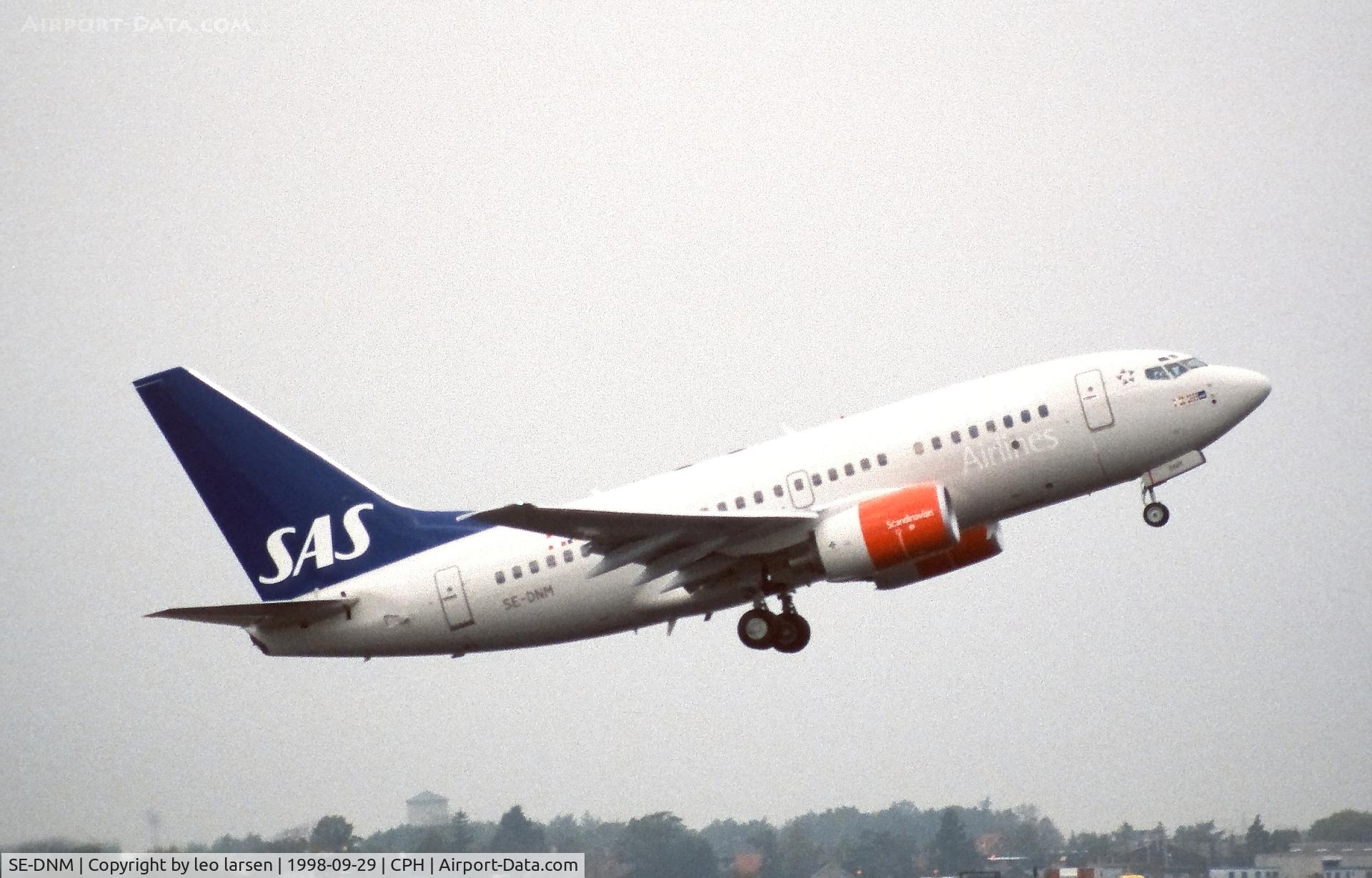 SE-DNM, 1998 Boeing 737-683 C/N 28288, Copenhagen 29.9.1998