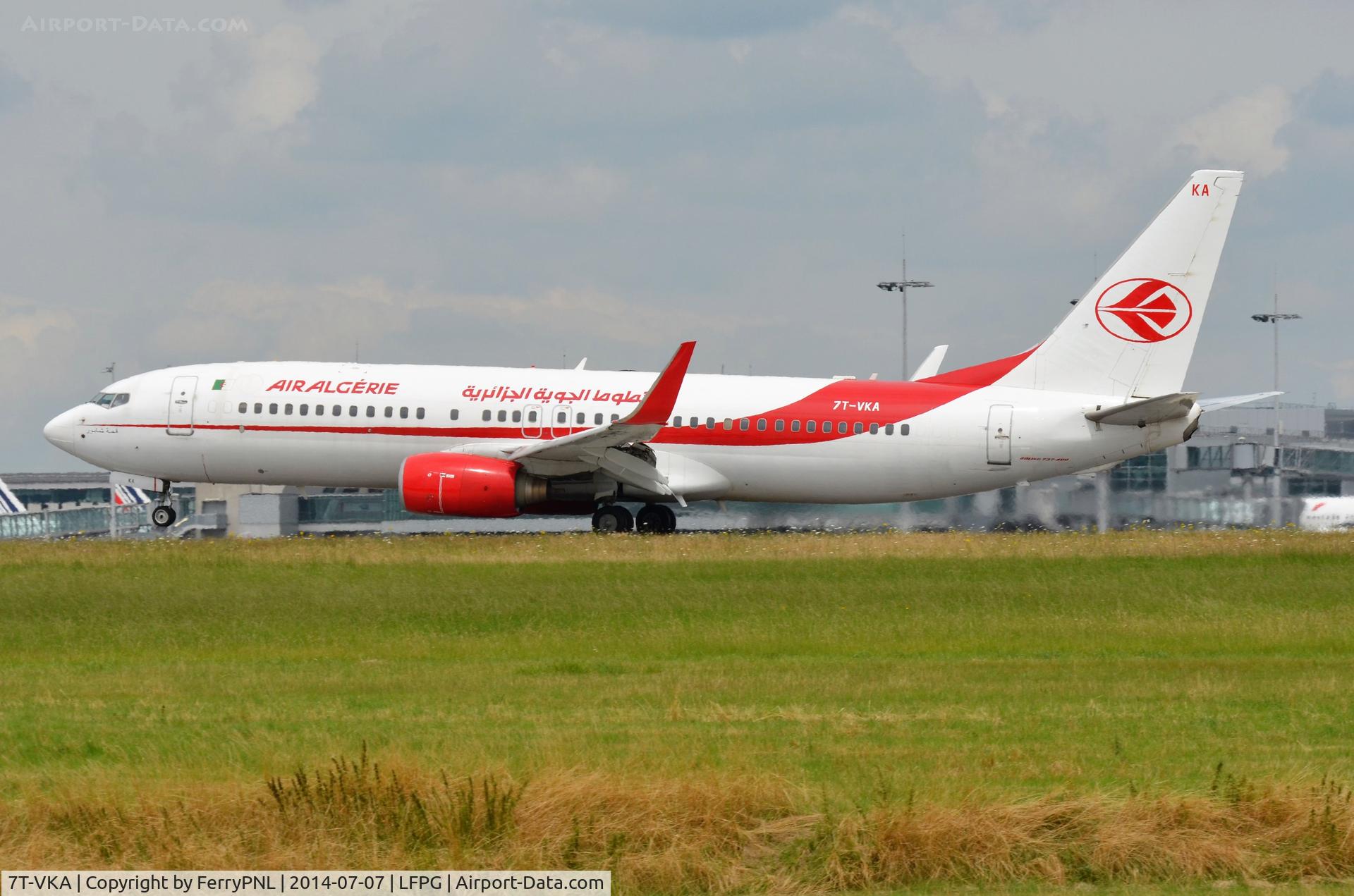 7T-VKA, 2005 Boeing 737-8D6 C/N 34164, Air Algerie B738 landing