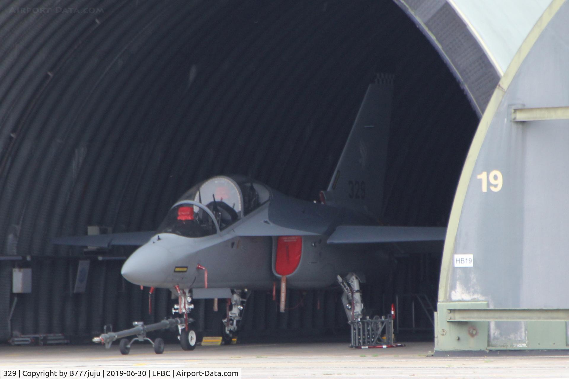 329, Alenia Aermacchi M-346 Master C/N 329, at Cazaux Airshow