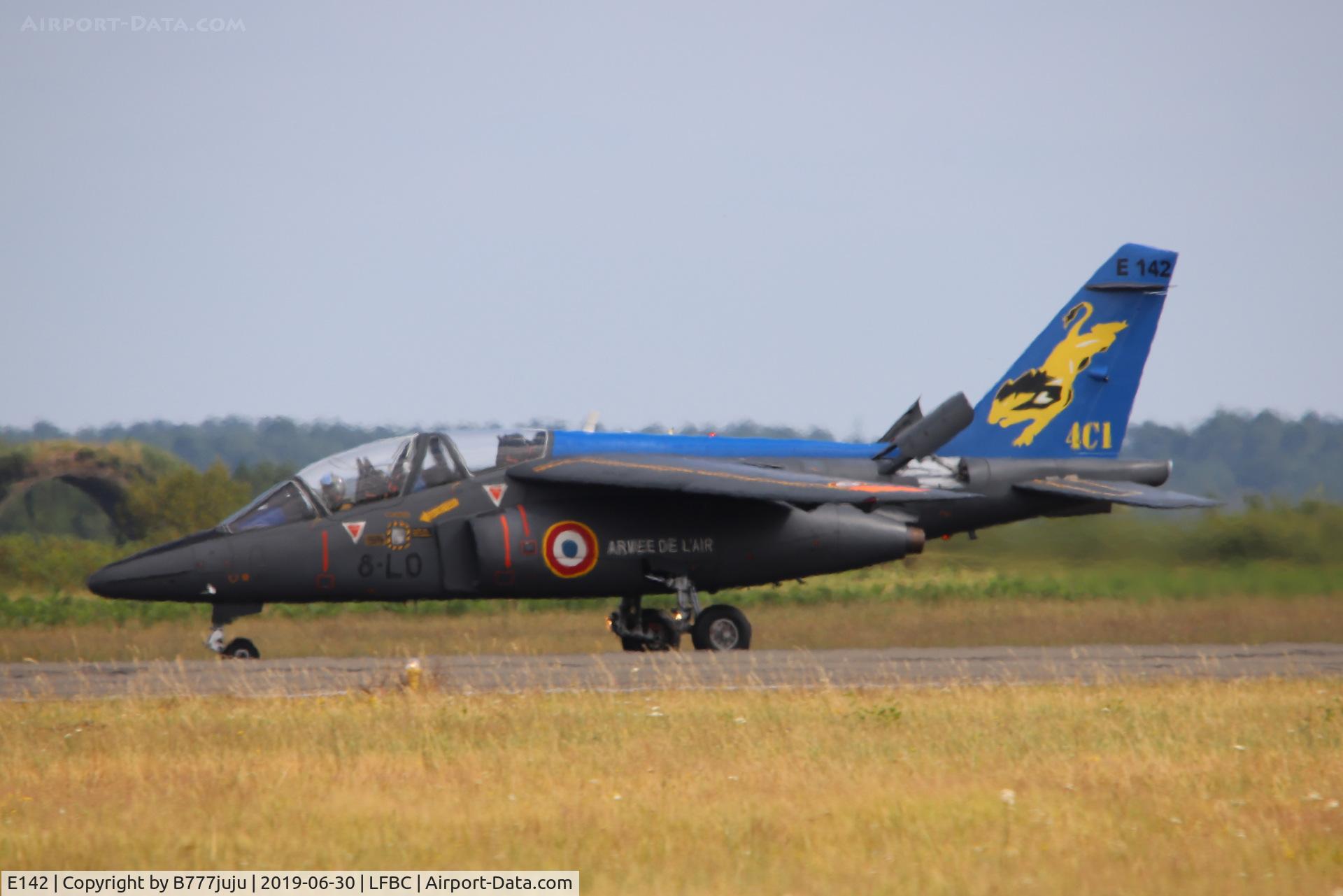 E142, Dassault-Dornier Alpha Jet E C/N E142, at Cazaux Airshow