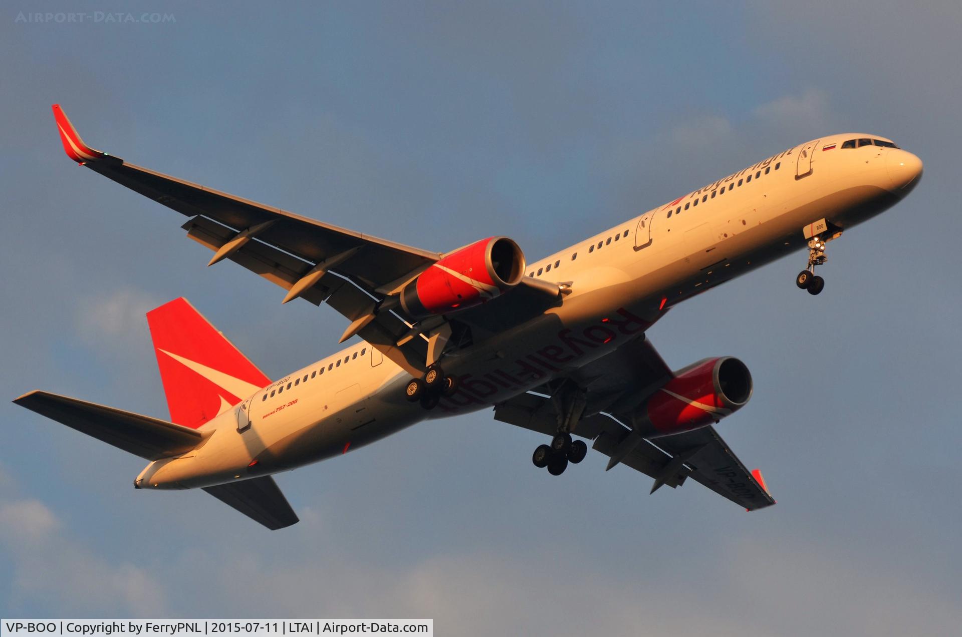 VP-BOO, 1999 Boeing 757-204 C/N 28834, Evening arrival of Royal Flight B752
