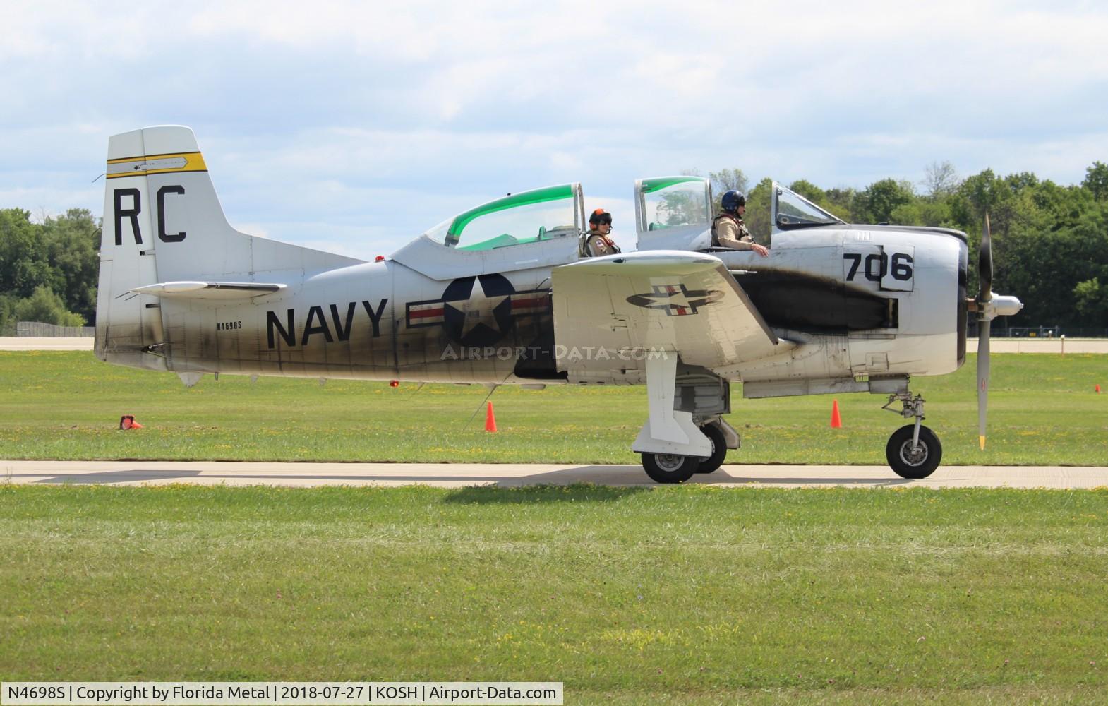 N4698S, North American T-28B Trojan C/N 200-69 (137706), EAA OSH 2018