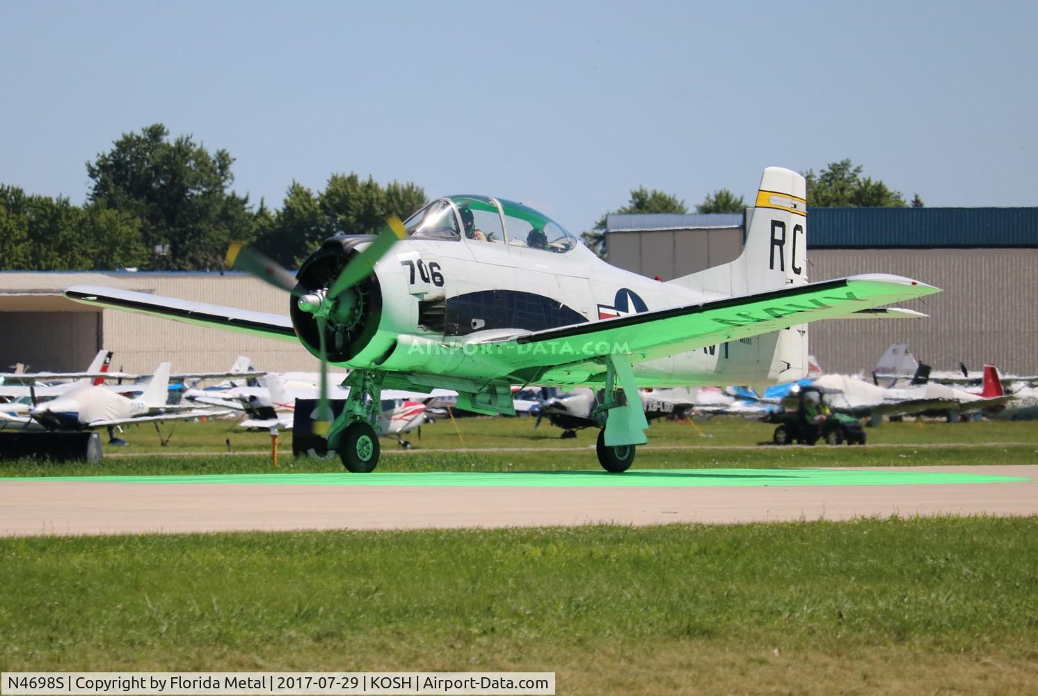 N4698S, North American T-28B Trojan C/N 200-69 (137706), EAA OSH 2017