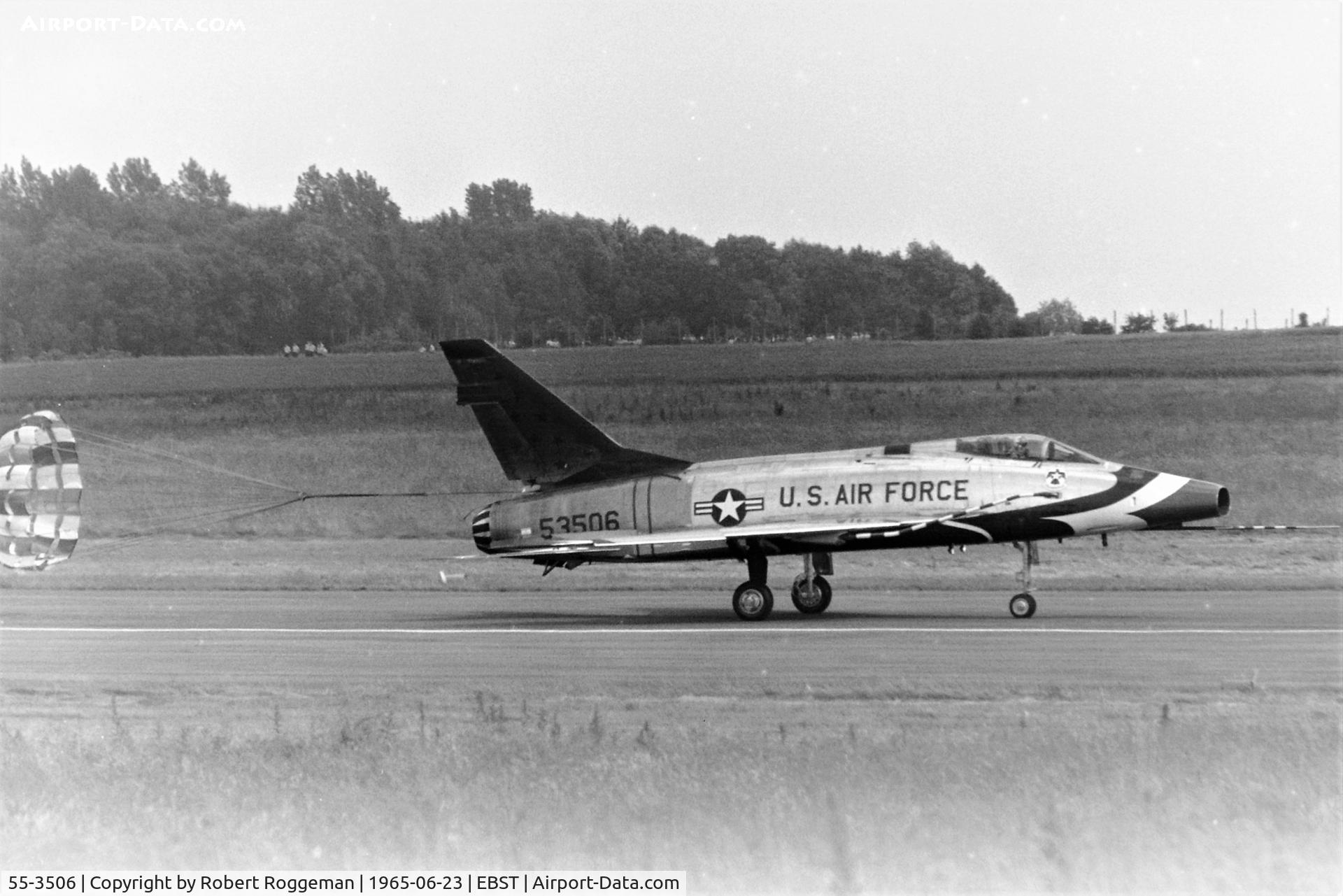 55-3506, 1955 North American F-100D-20-NA Super Sabre C/N 223-188, OPEN DAY.USAF.THUNDERBIRD TAIL BURNED BLACK.