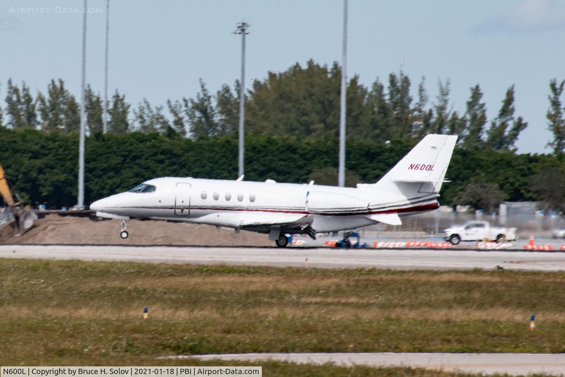 N600L, 2019 Cessna 680A Citation Latitude C/N 680A-2017, at PBI on Runway 28