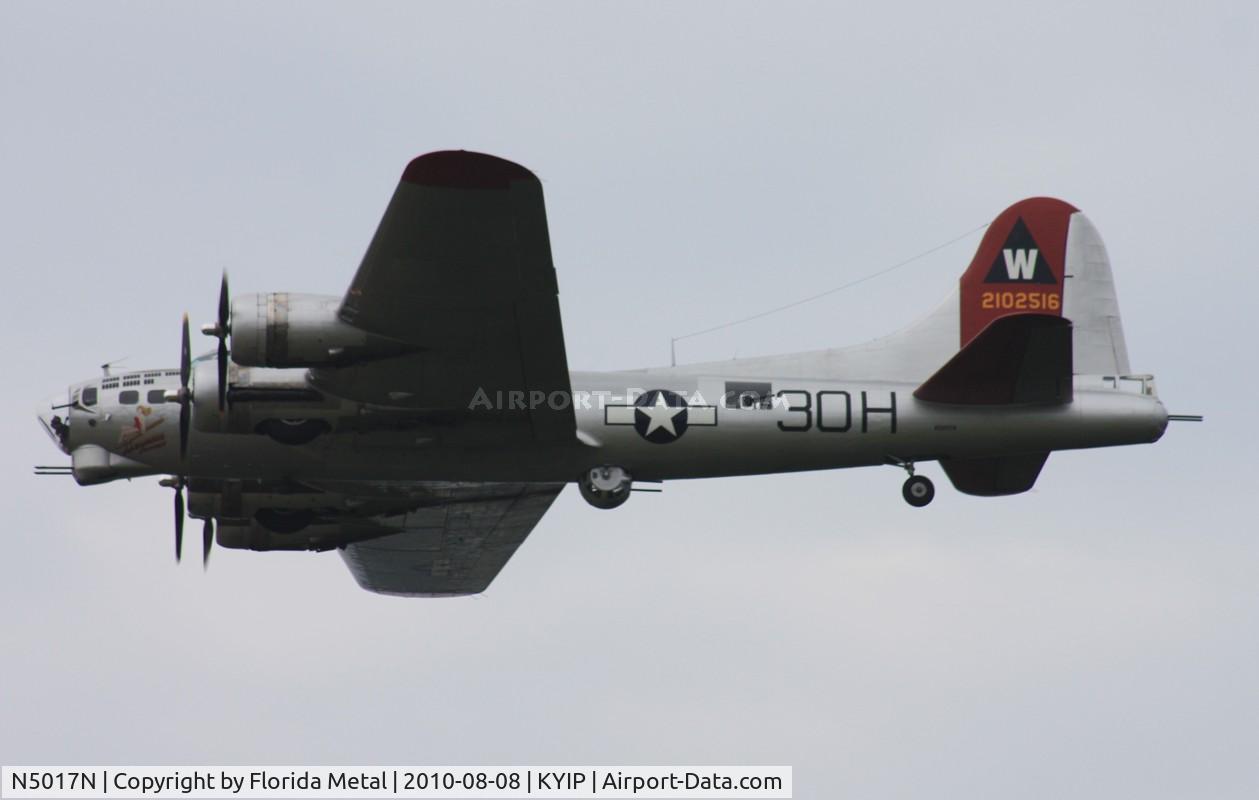 N5017N, 1944 Lockheed/Vega (Boeing) B-17G-105-VE Flying Fortress C/N 8649, TOM YIP 2010