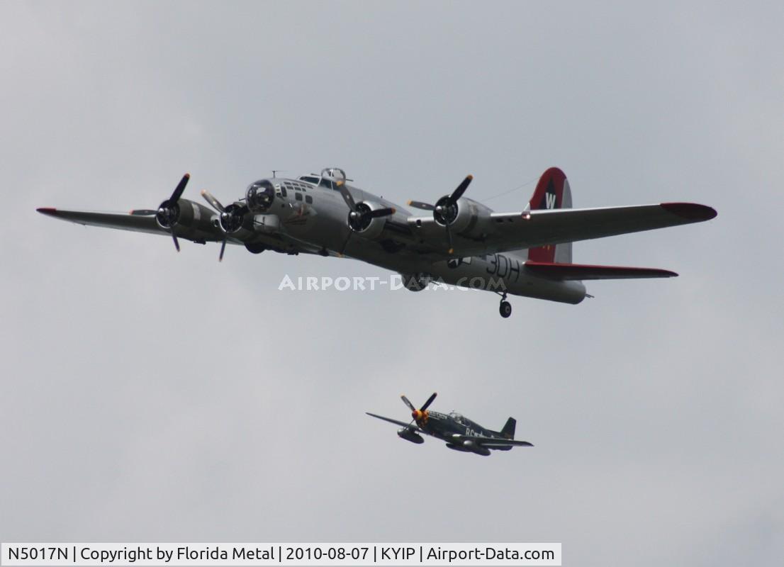 N5017N, 1944 Lockheed/Vega (Boeing) B-17G-105-VE Flying Fortress C/N 8649, TOM YIP 2010