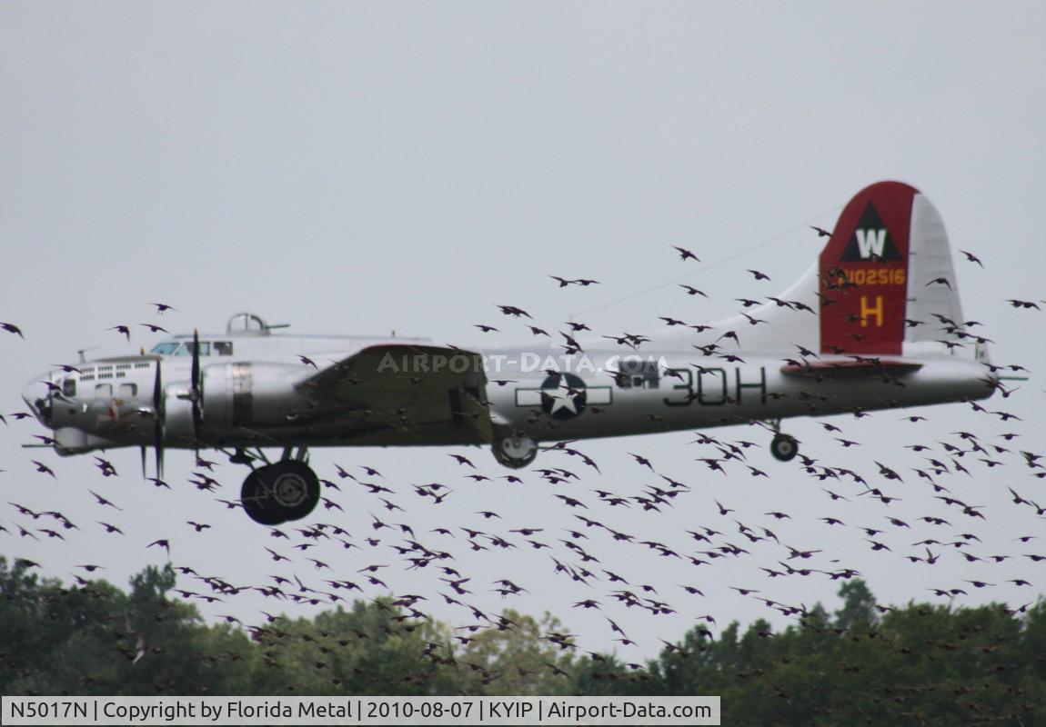 N5017N, 1944 Lockheed/Vega (Boeing) B-17G-105-VE Flying Fortress C/N 8649, TOM YIP 2010