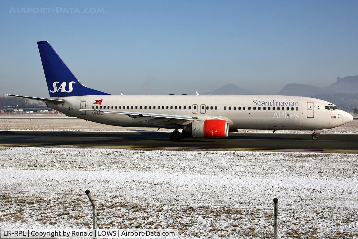 LN-RPL, 2000 Boeing 737-883 C/N 30469, at salzburg