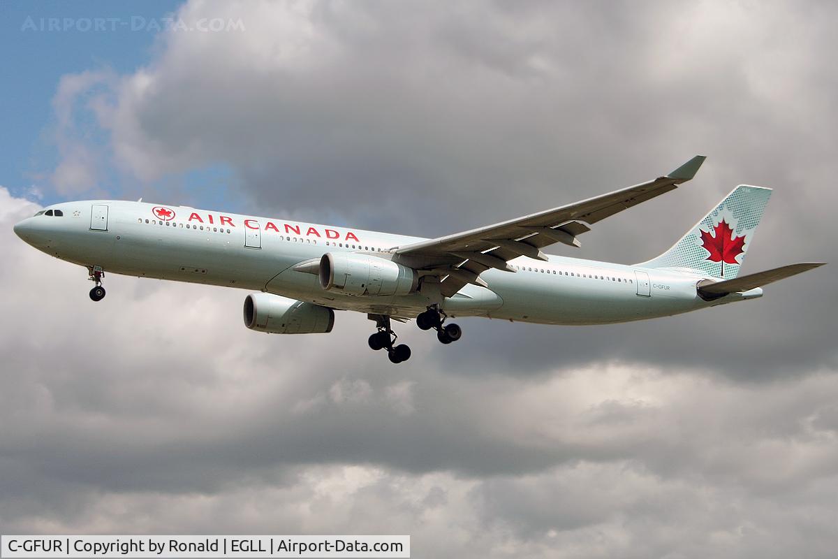 C-GFUR, 2000 Airbus A330-343 C/N 344, at lhr