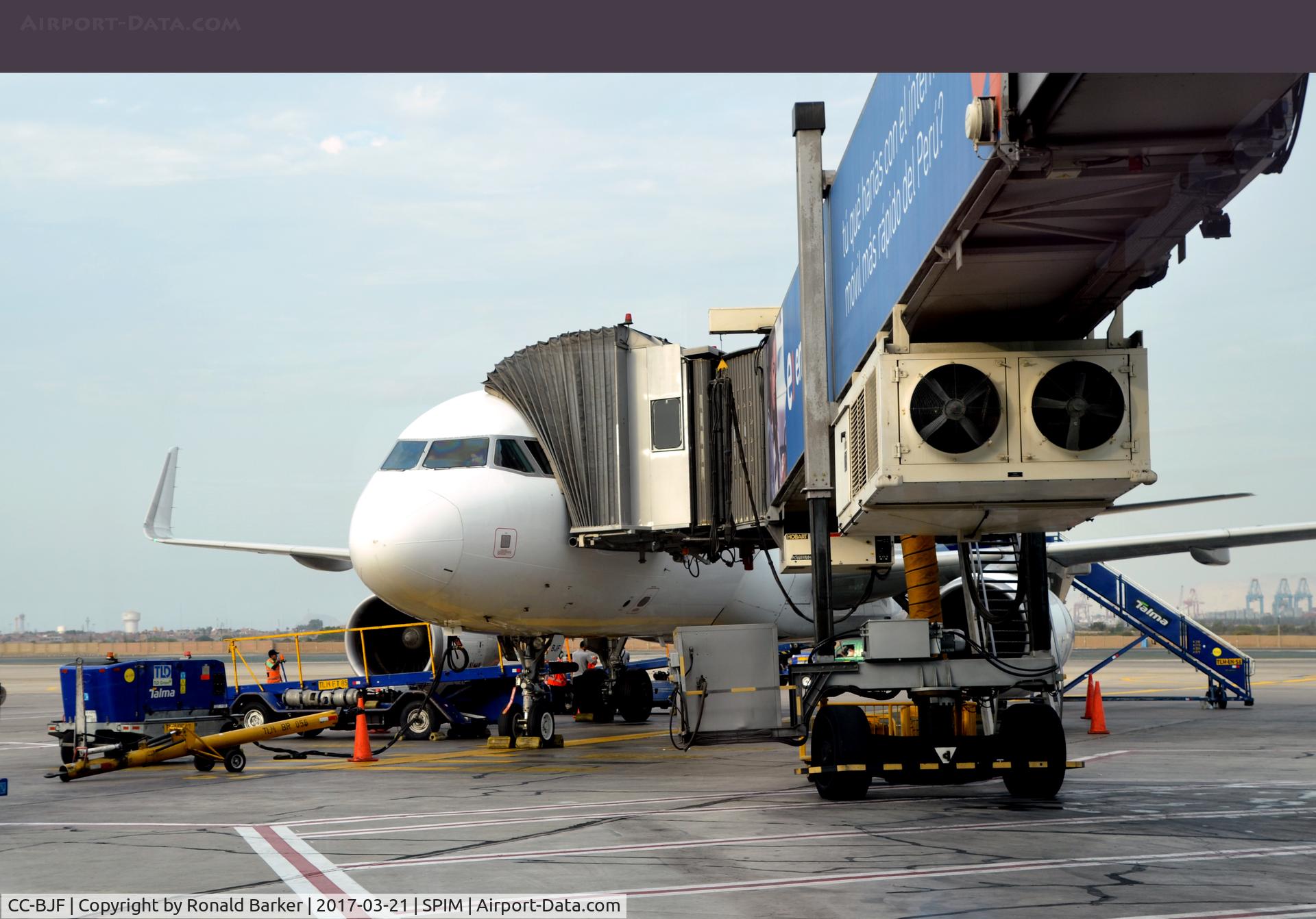 CC-BJF, 2013 Airbus A320-214 C/N 5666, At the gate Lima