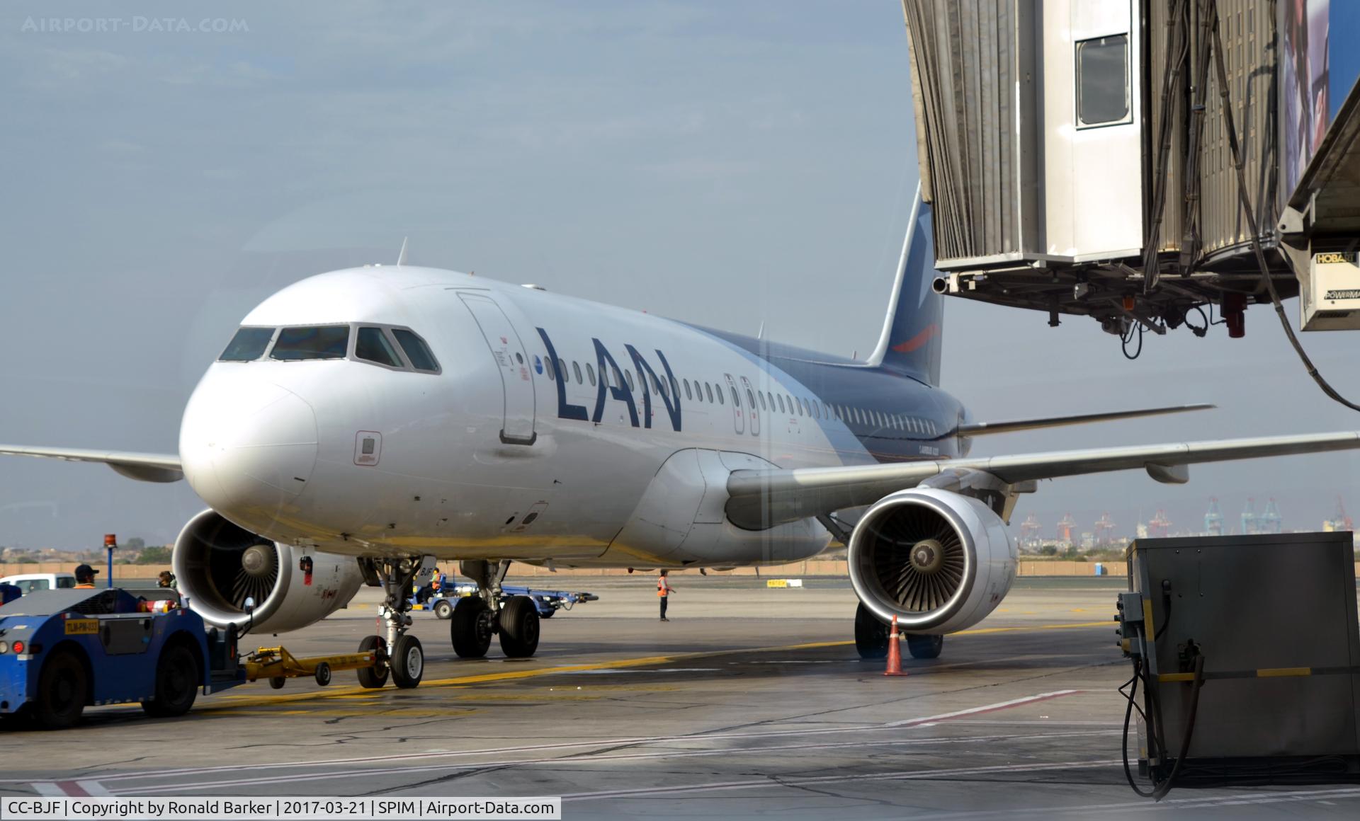 CC-BJF, 2013 Airbus A320-214 C/N 5666, Push back Lima