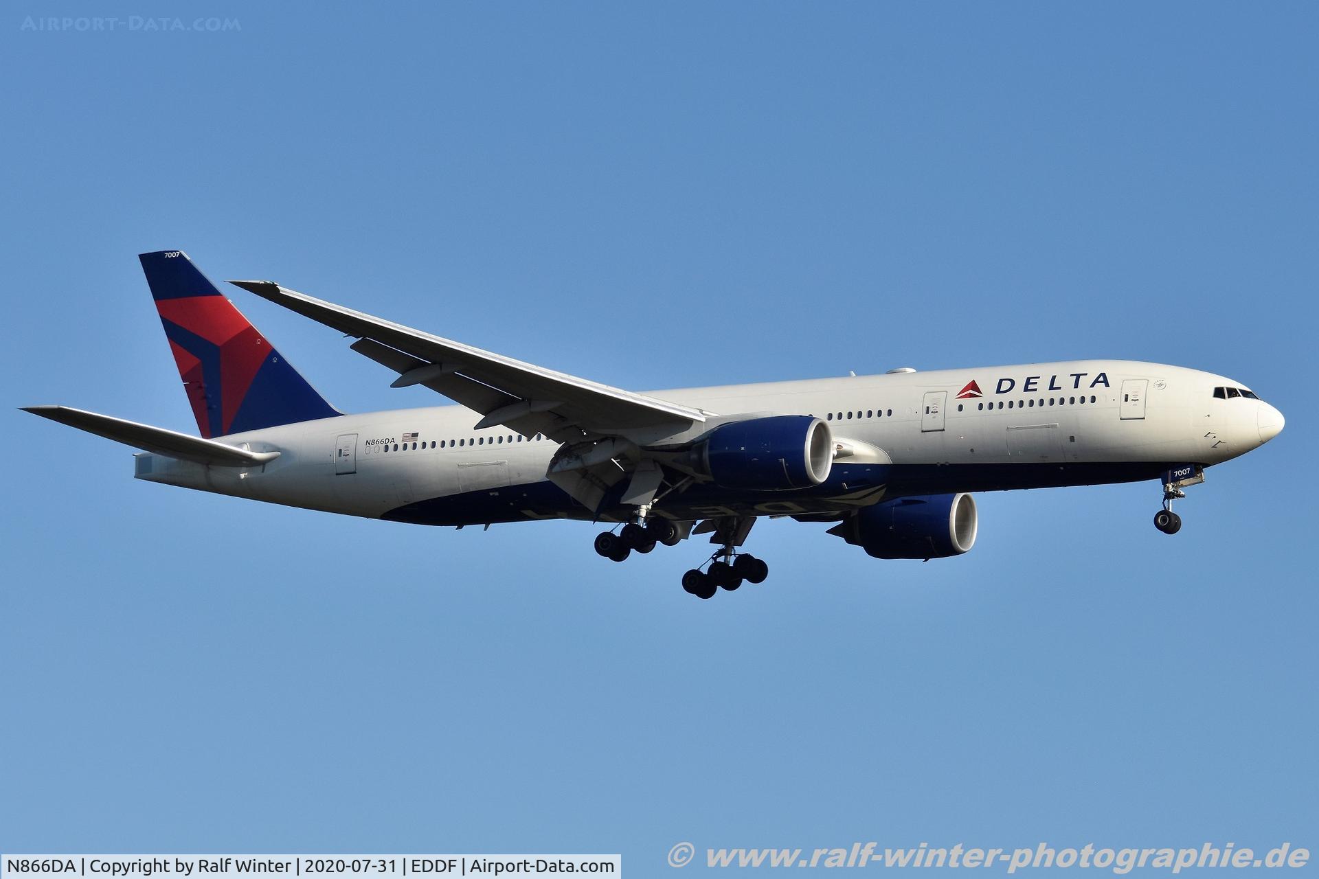 N866DA, 1999 Boeing 777-232ER C/N 29738, Boeing 777-232ER - DL DAL Delta Air Lines - 29738 - N866DA - 31.07.2020 - FRA