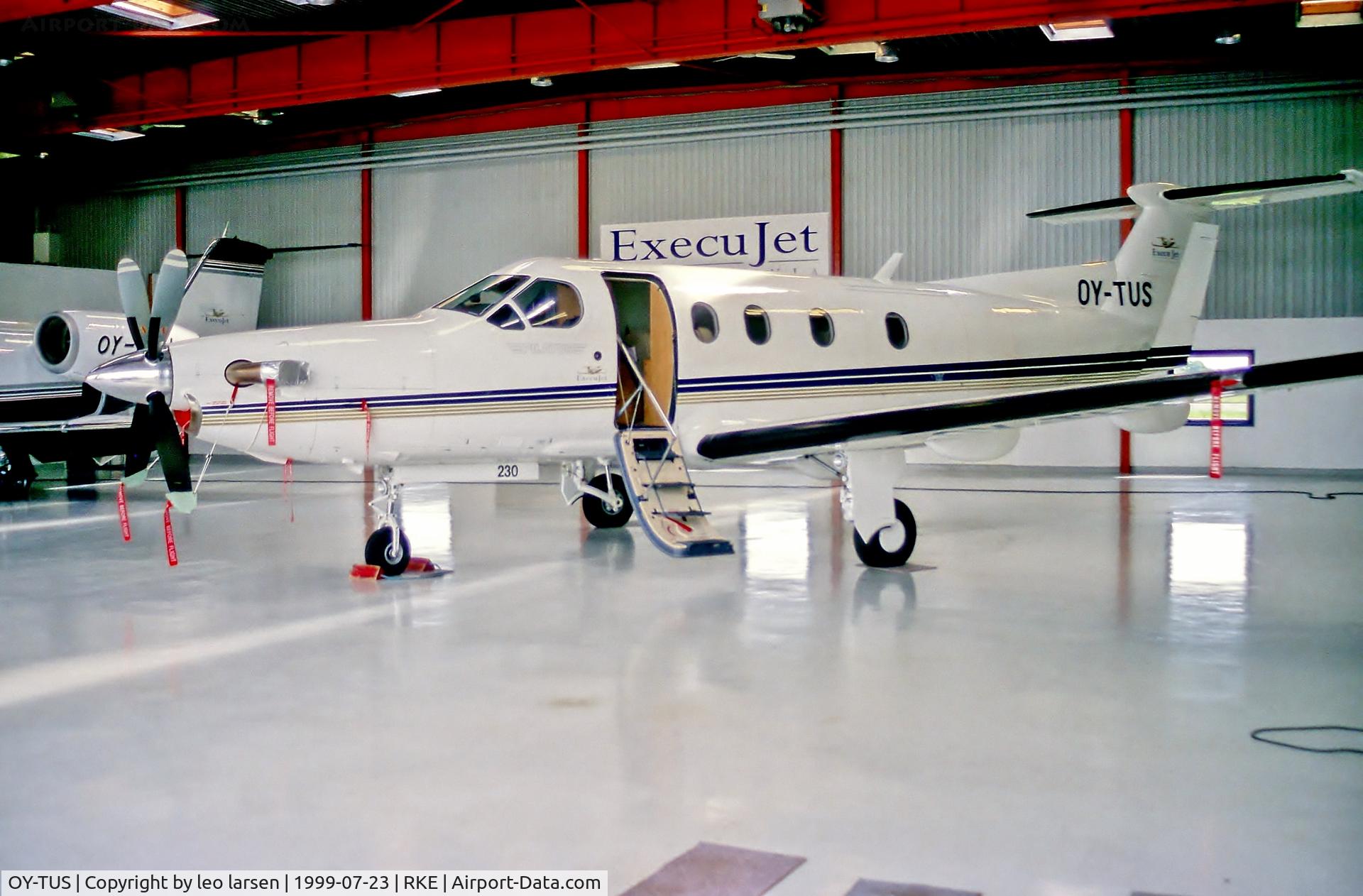 OY-TUS, 1998 Pilatus PC-12/45 C/N 230, Roskilde 23.7.1999