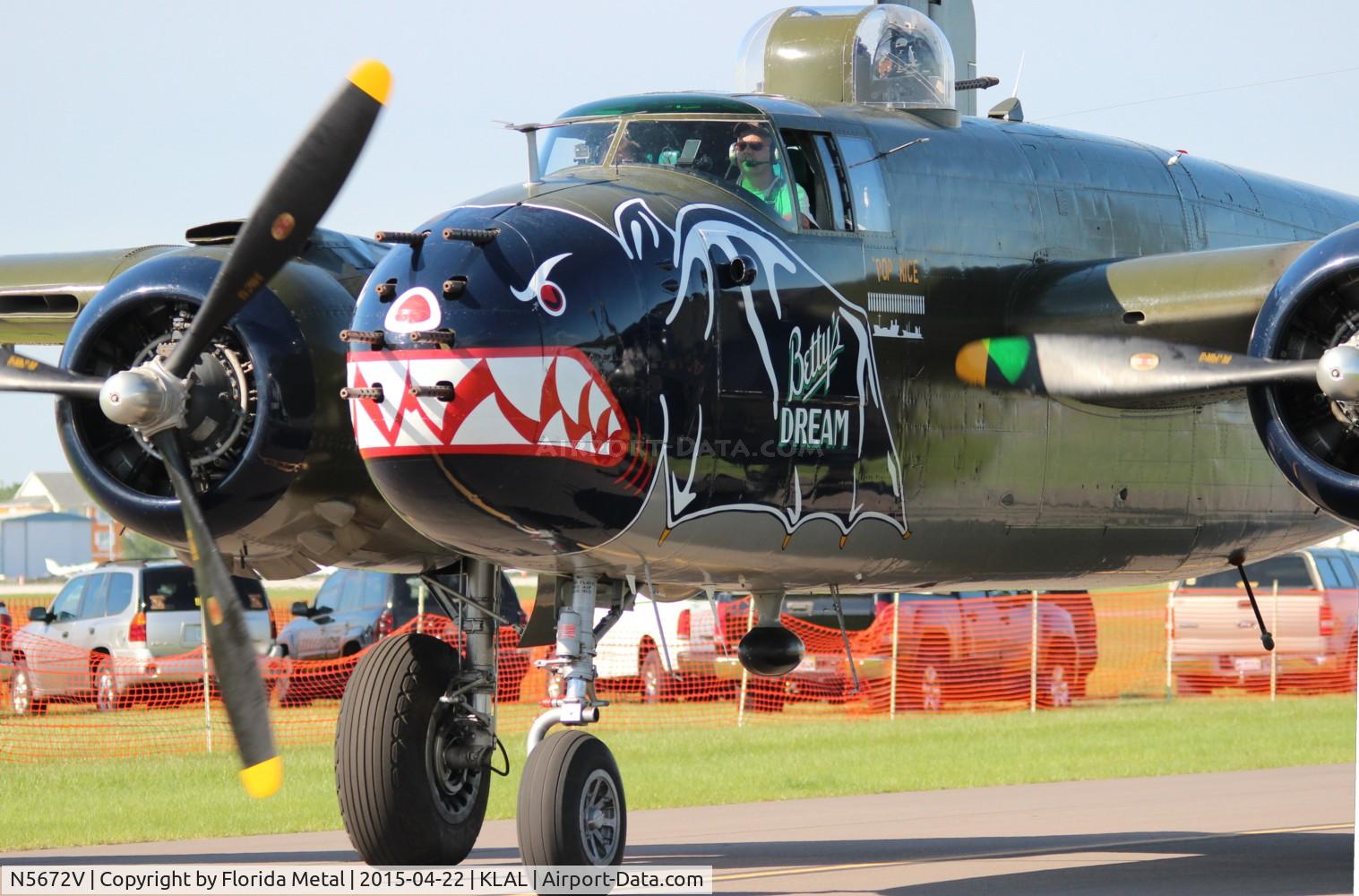 N5672V, 1945 North American B-25J Mitchell Mitchell C/N 108-47686, SNF LAL 2015