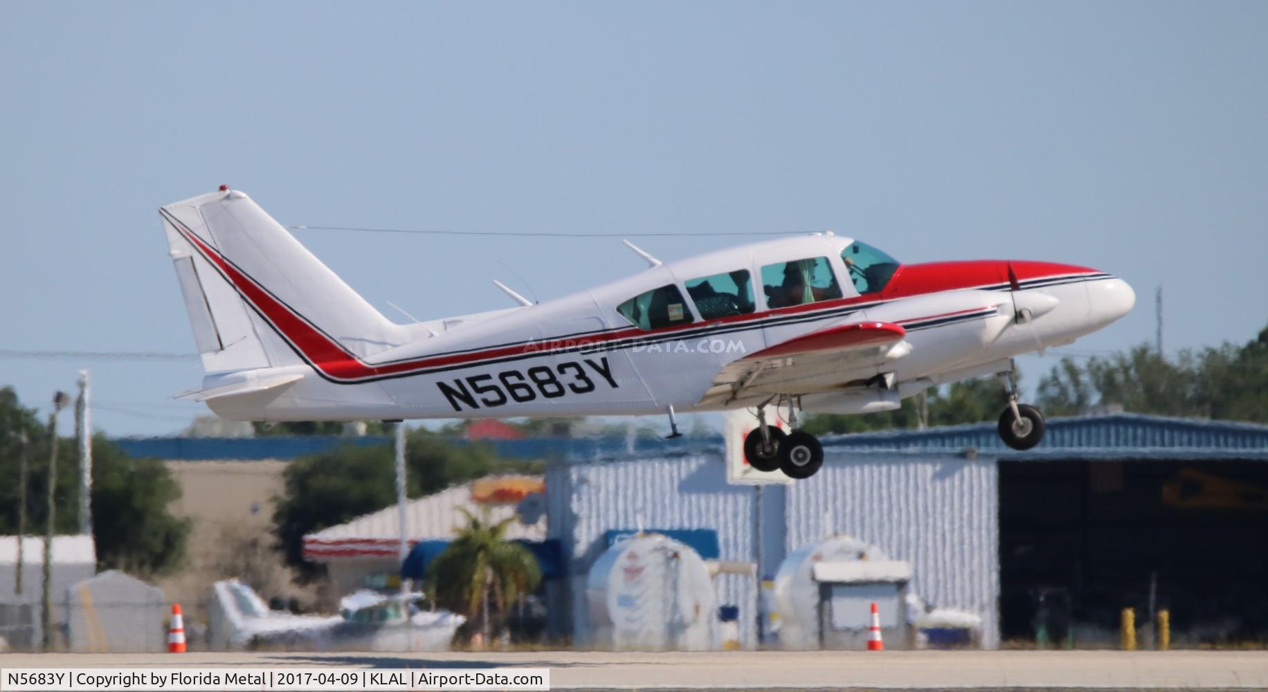 N5683Y, 1965 Piper PA-23-250 C/N 27-2799, SNF LAL 2017