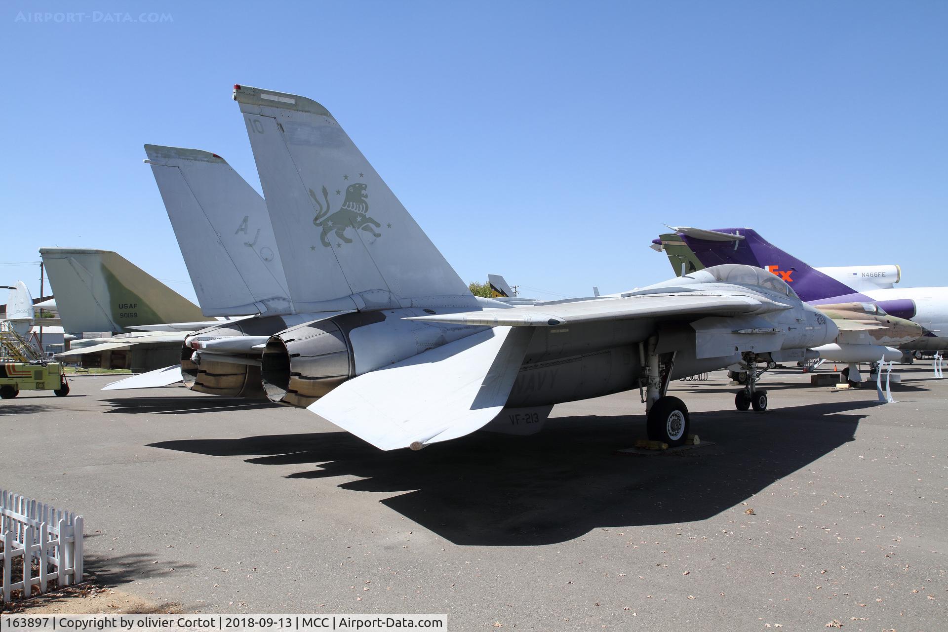 163897, Grumman F-14D Tomcat C/N 607/D-12, preserved