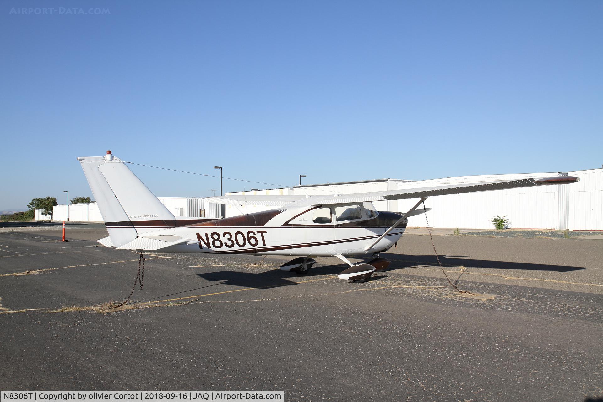 N8306T, 1961 Cessna 175C Skylark C/N 17557006, sept 2018