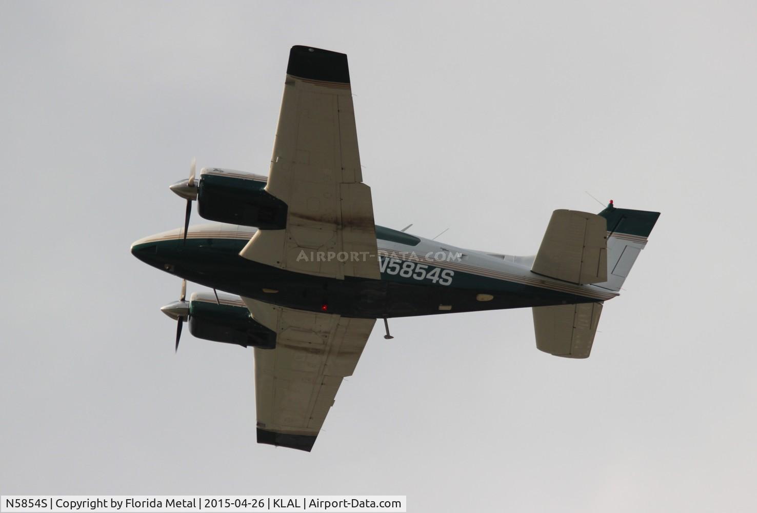 N5854S, 1965 Beech 95-B55 (T42A) Baron C/N TC-846, SNF LAL 2015
