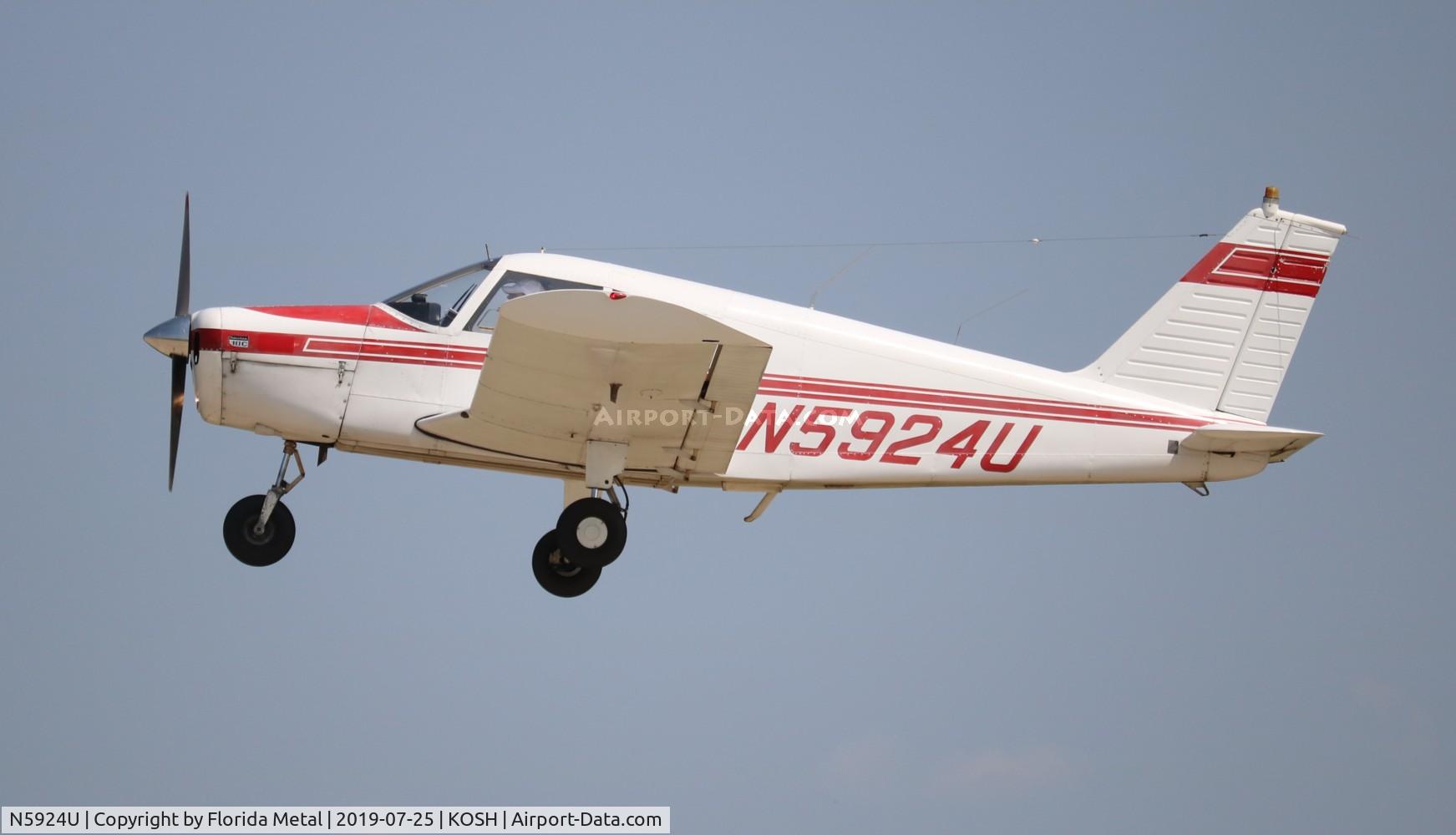 N5924U, 1970 Piper PA-28-140 C/N 28-26815, EAA OSH 2019