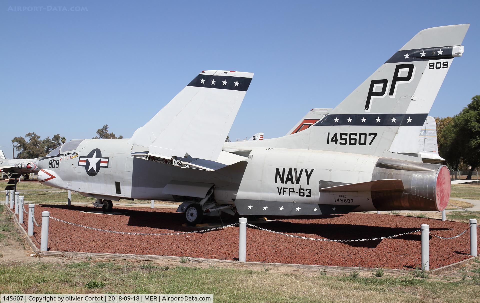 145607, Vought RF-8G Crusader C/N 284, sept 2018