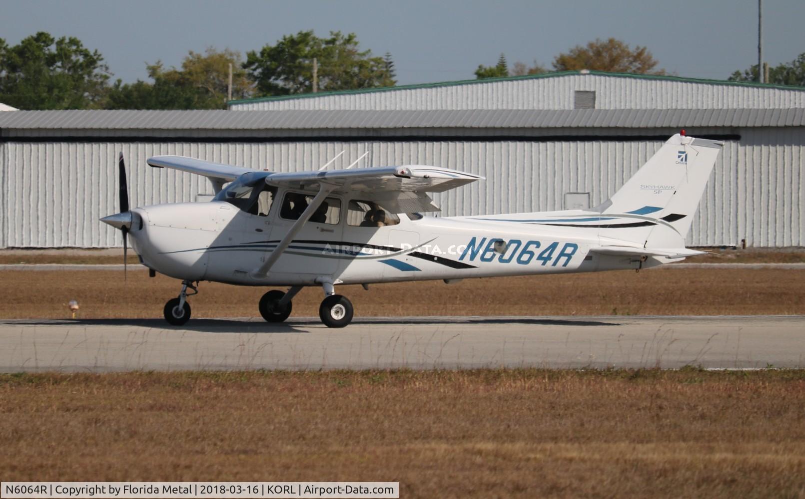 N6064R, 2006 Cessna 172S C/N 172S10246, ORL spotting 2018