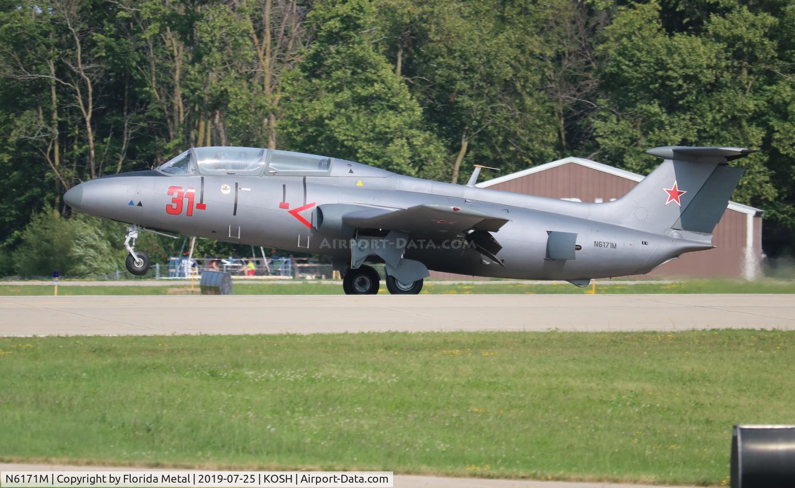 N6171M, 1966 Aero L-29 Delfin C/N 691942, EAA OSH 2019