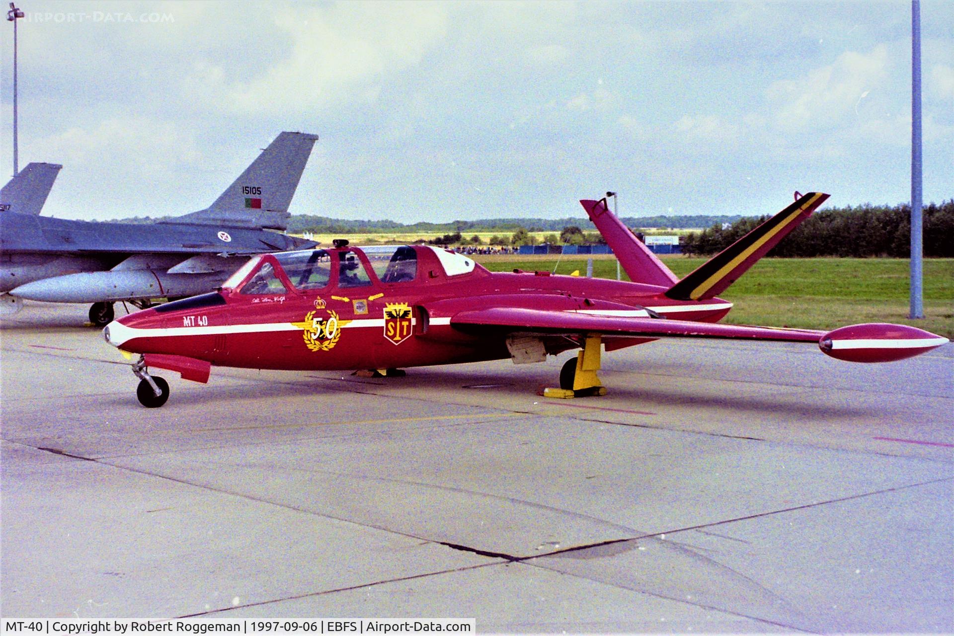 MT-40, Fouga CM-170R Magister C/N 317, OPEN DAY.RED DEVIL.50 YEARS.
