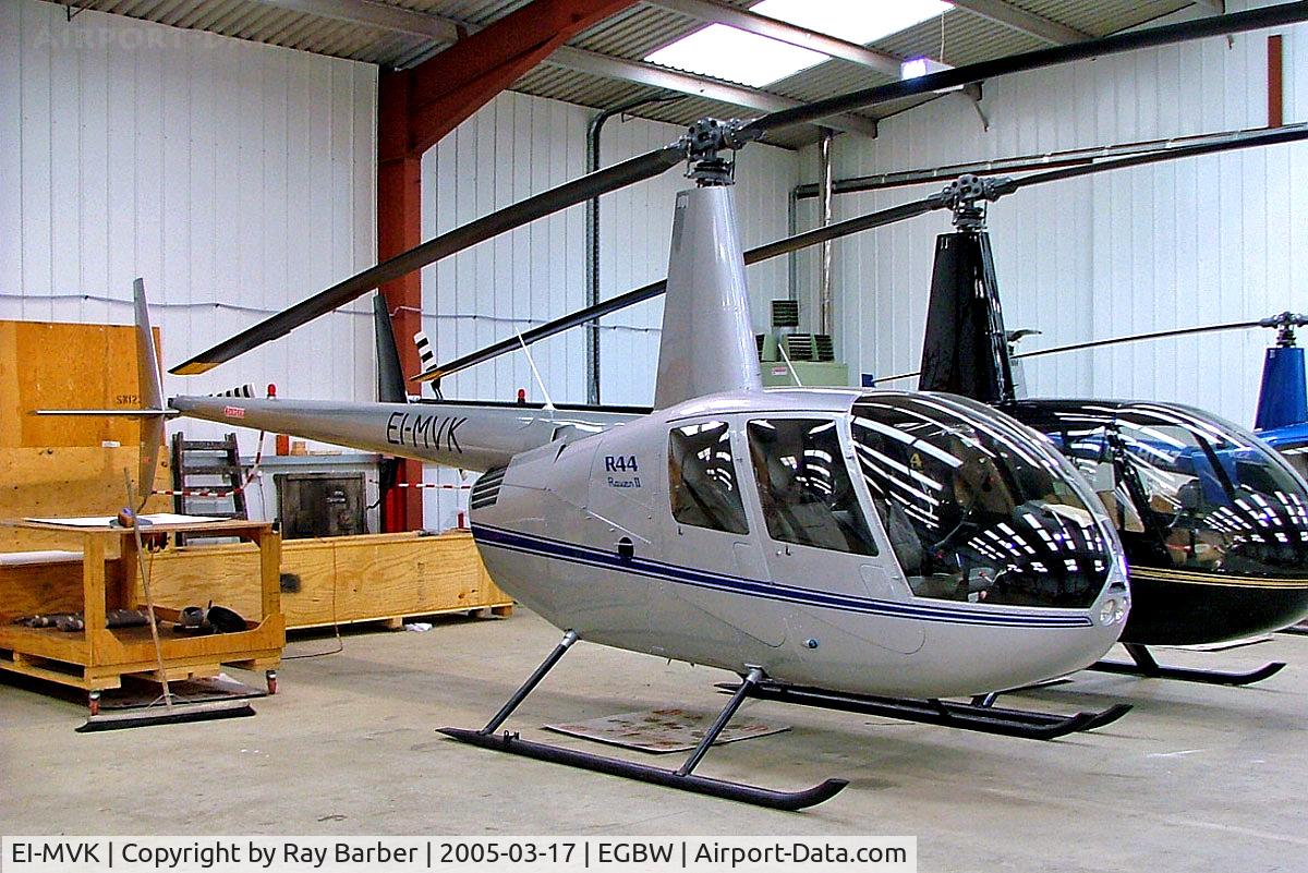 EI-MVK, Robinson R44 II C/N 10583, EI-MVK   Robinson R-44 Raven II [10583] Wellesbourne Mountford~G 17/03/2005