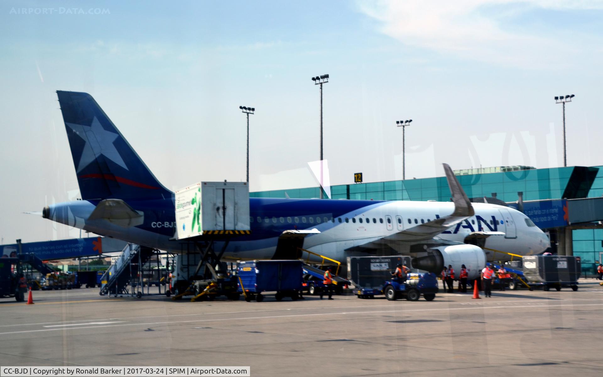 CC-BJD, 2013 Airbus A320-214 C/N 5748, Parked Lima
