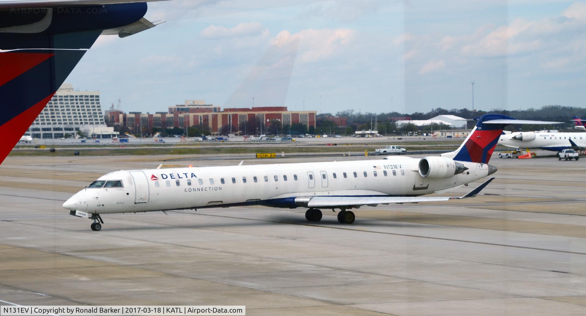 N131EV, 2008 Bombardier CRJ-900ER (CL-600-2D24) C/N 15217, Taxi for takeoff Atlanta