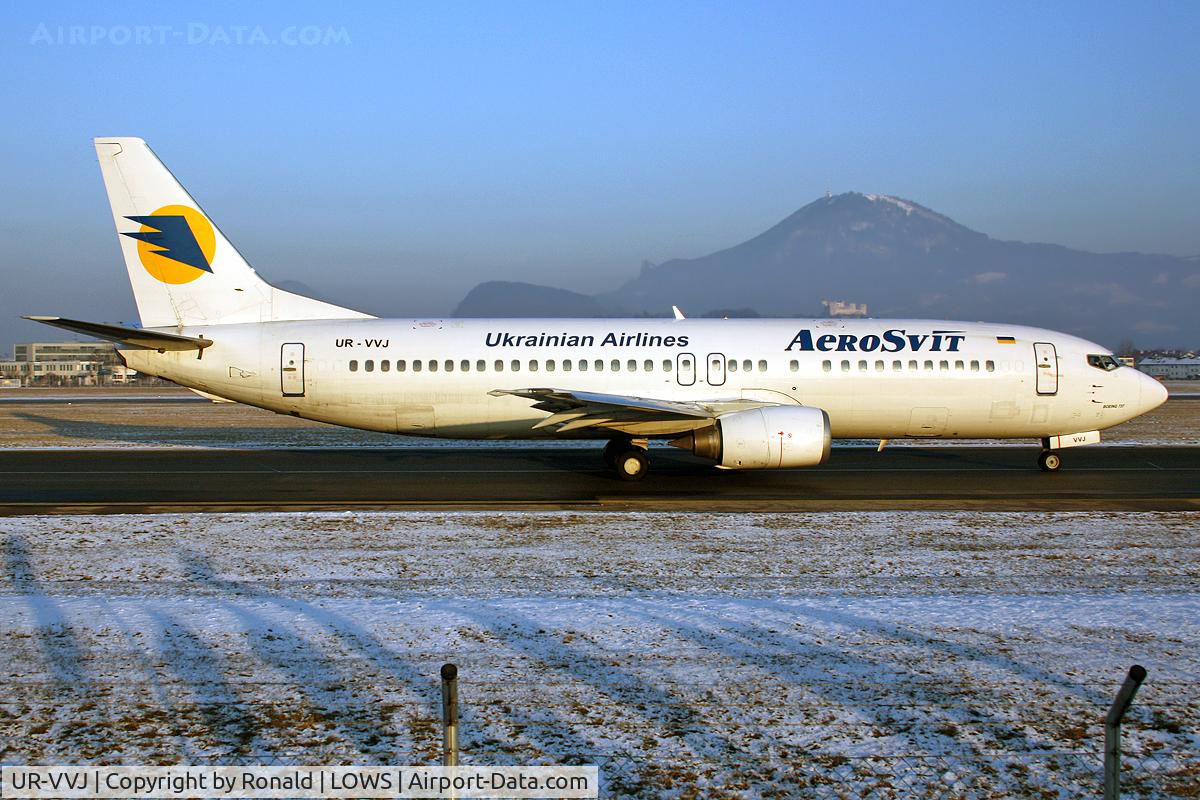UR-VVJ, 1989 Boeing 737-448 C/N 24474, at salzburg