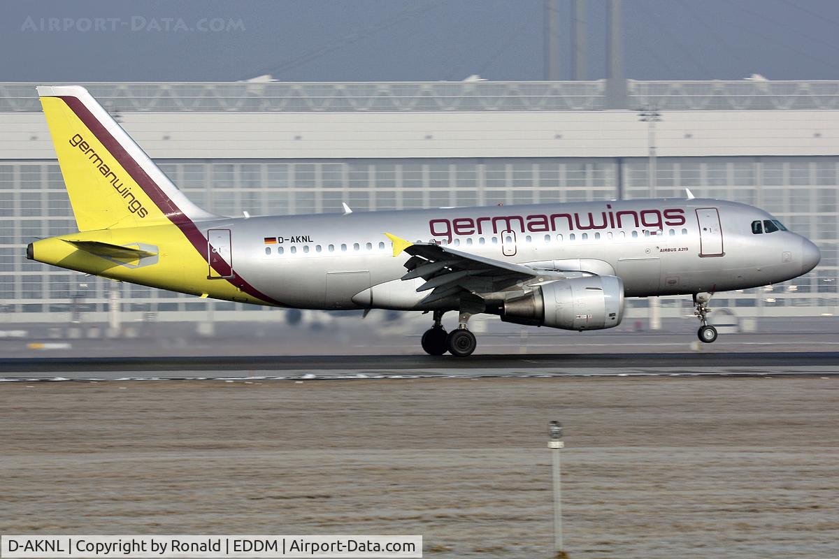 D-AKNL, 1999 Airbus A319-112 C/N 1084, at munchen