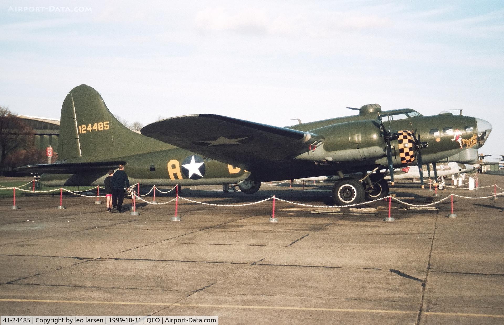 41-24485, 1941 Boeing B-17F-10-BO Flying Fortress (299P) C/N 3170, Duxfoed 31.10.1999
