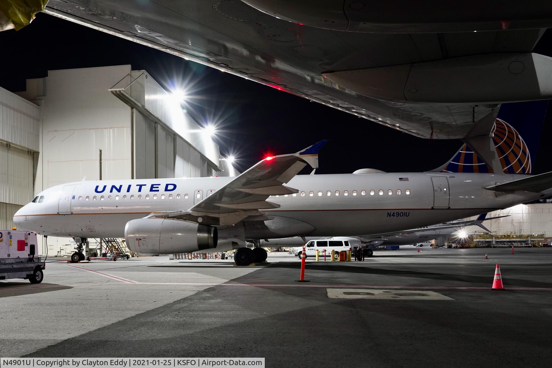 N4901U, 2006 Airbus A320-232 C/N 2680, SFO 2021.