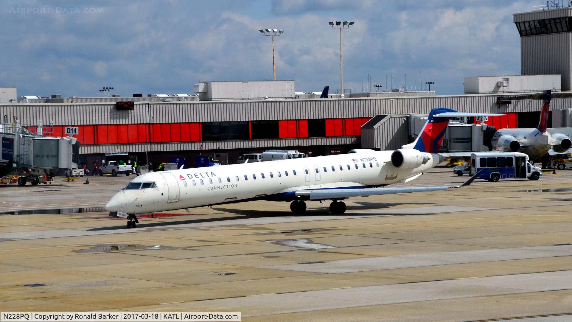 N228PQ, 2009 Bombardier CRJ-900ER (CL-600-2D24) C/N 15228, Taxi Atlanta