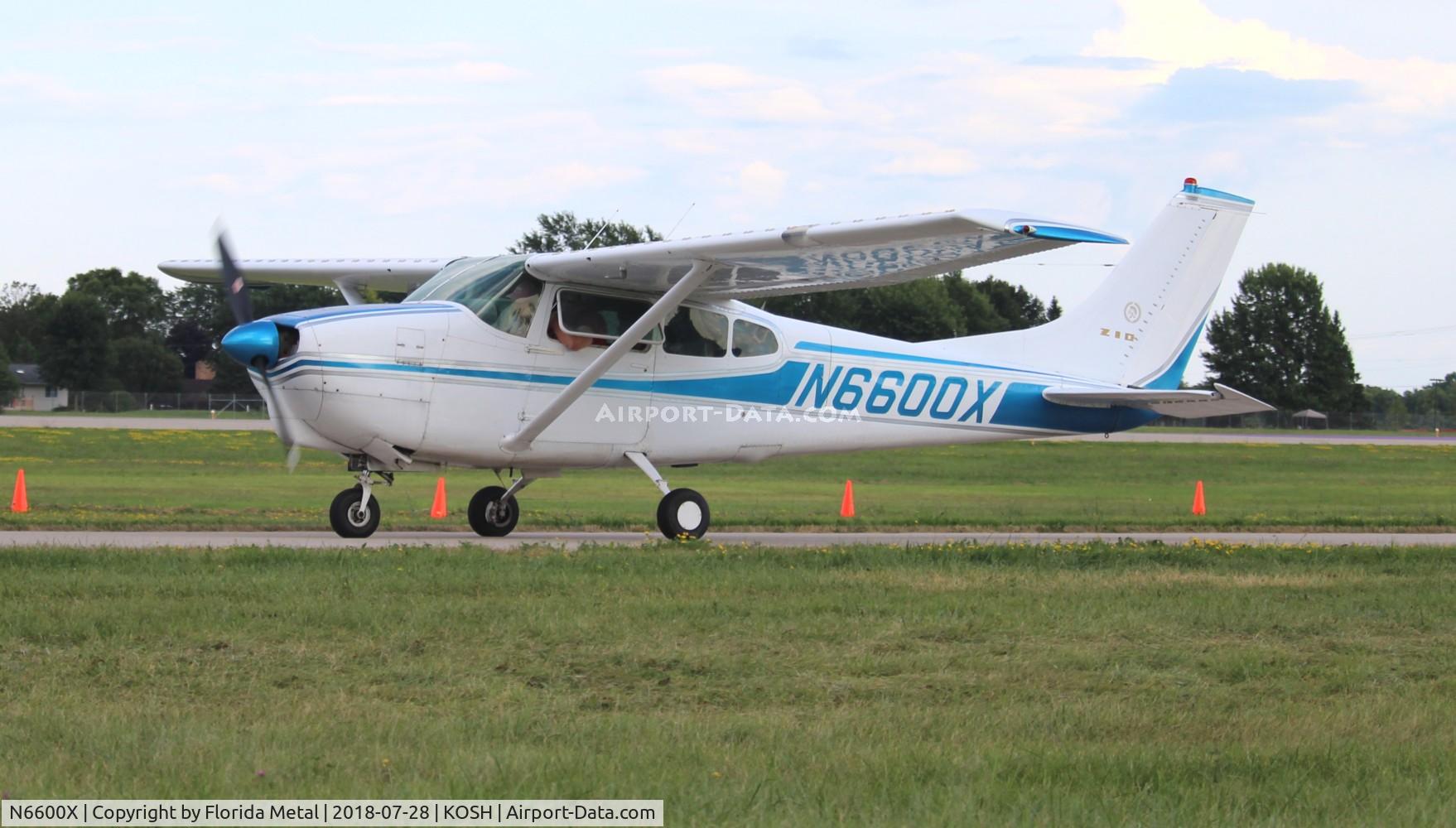 N6600X, 1960 Cessna 210A C/N 21057600, EAA OSH 2018