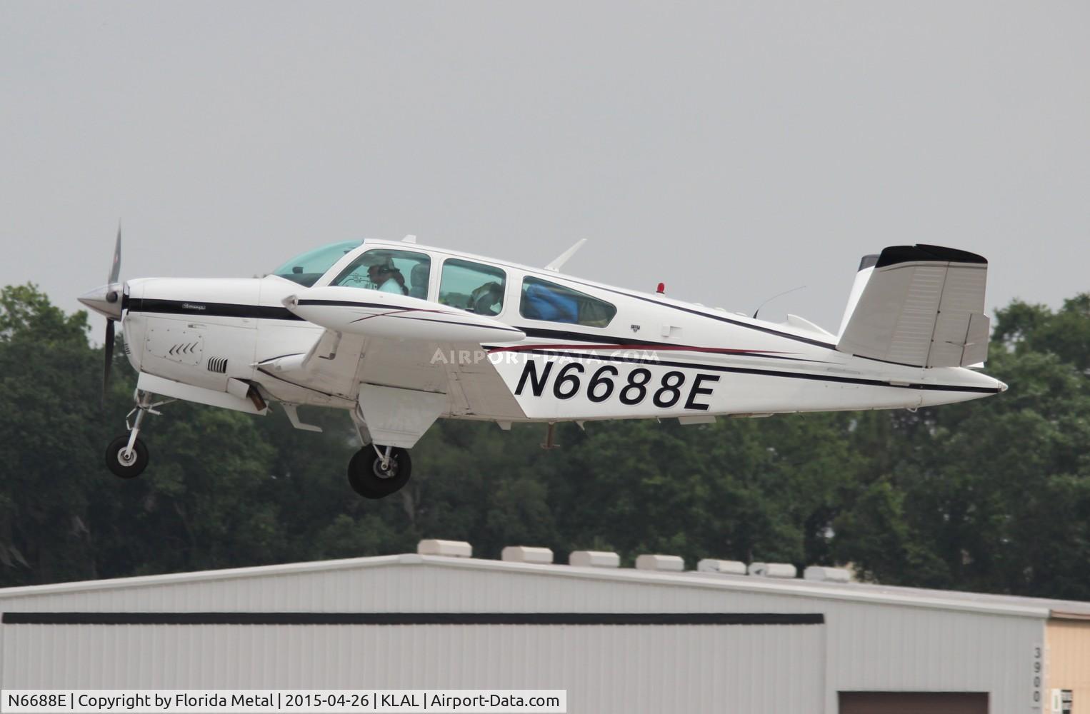 N6688E, 1979 Beech V35B Bonanza C/N D-10319, SNF LAL 2015