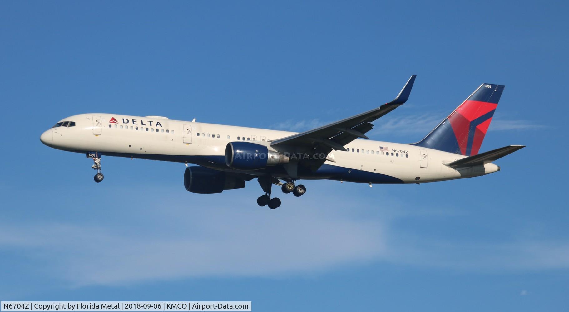 N6704Z, 2000 Boeing 757-232 C/N 30396, MCO spotting 2018
